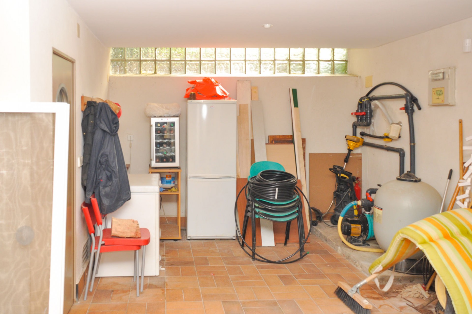 Resale - Villa -
Pedreguer - La Sella