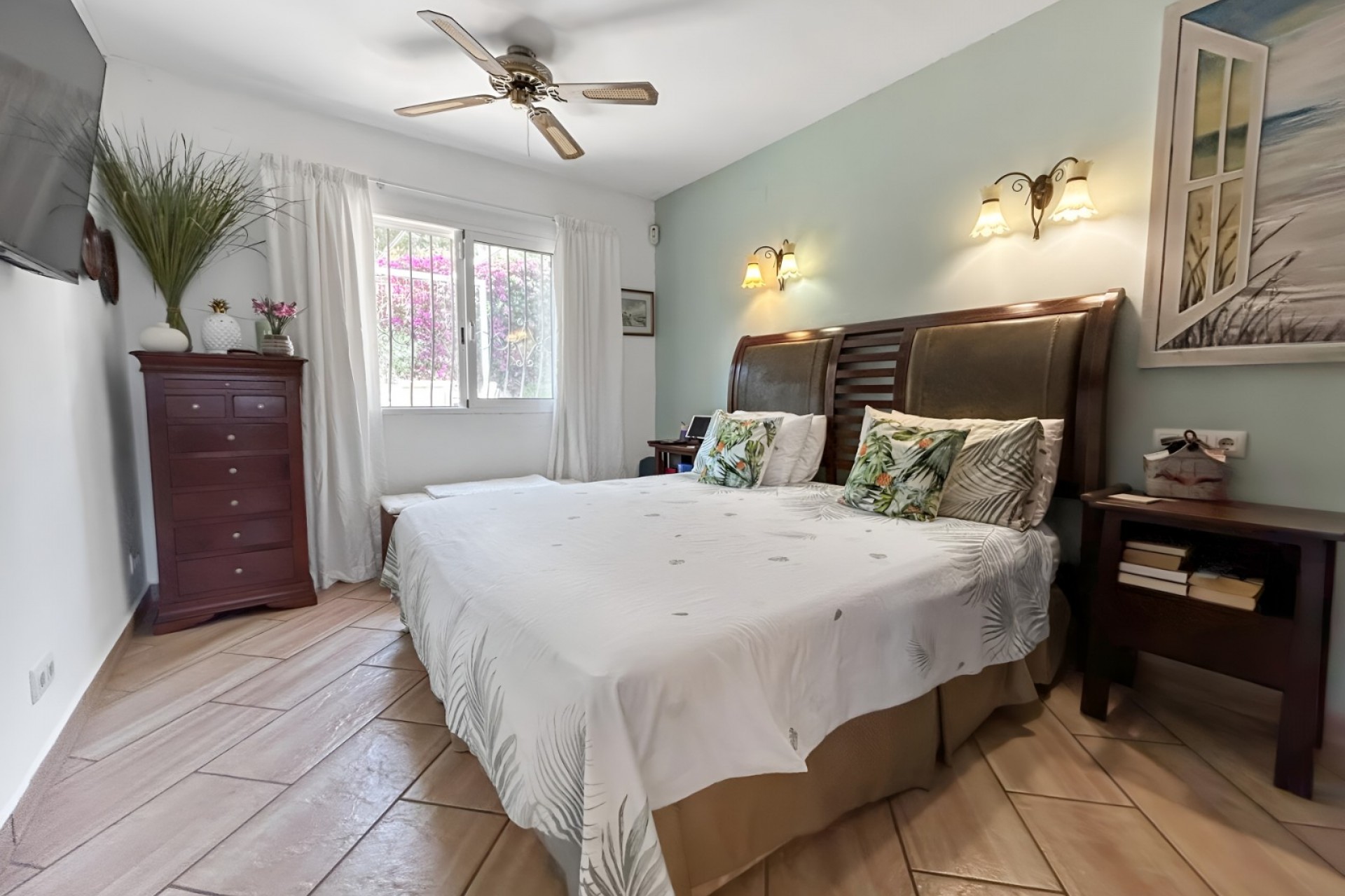 Resale - Villa -
Pedreguer