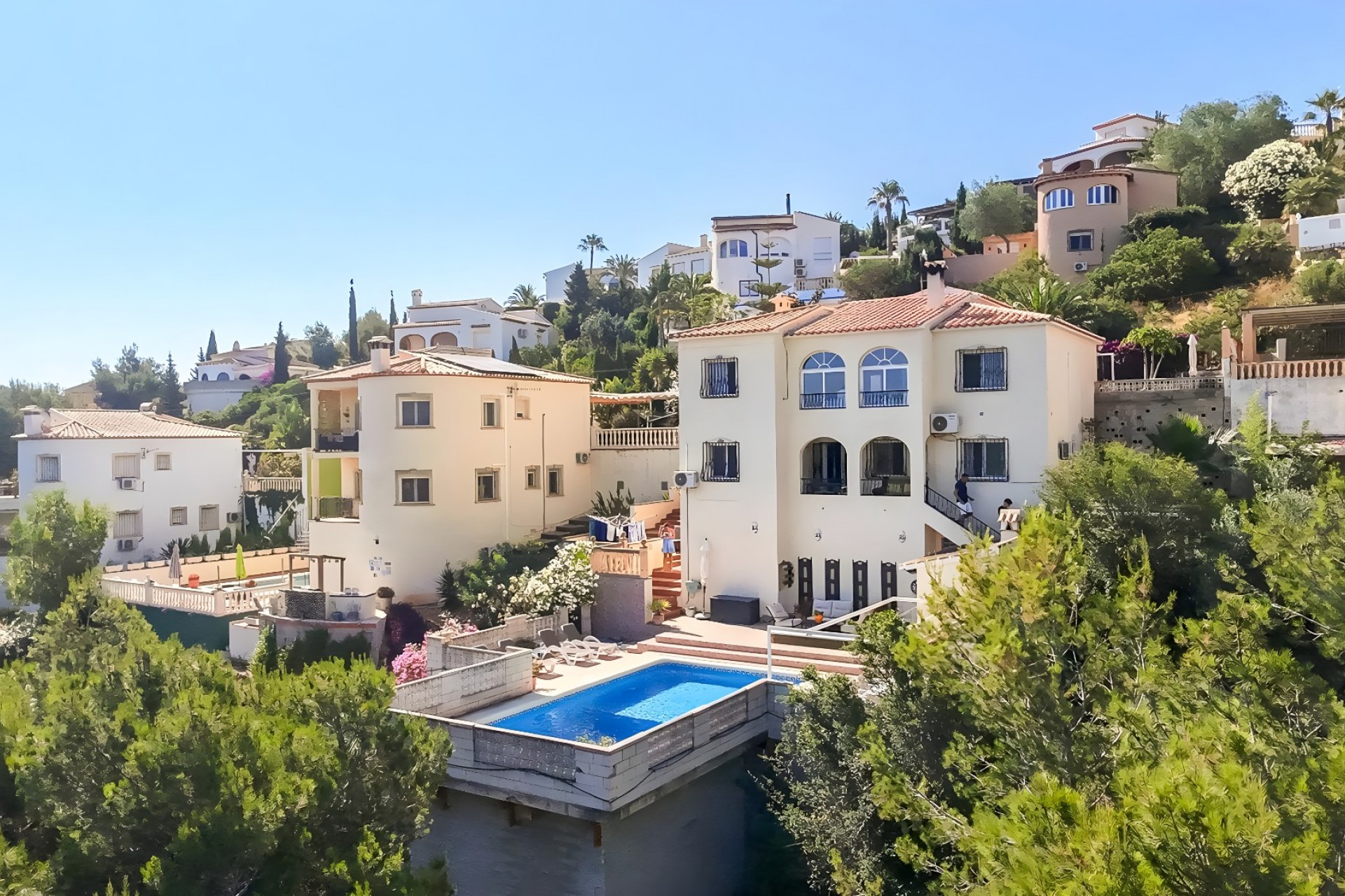 Resale - Villa -
Pedreguer