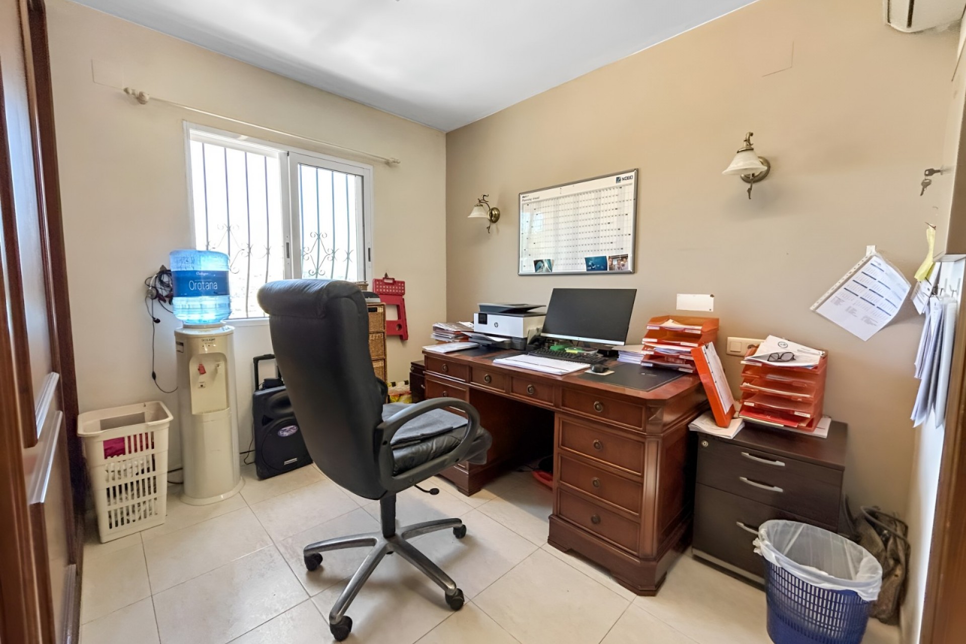 Resale - Villa -
Pedreguer
