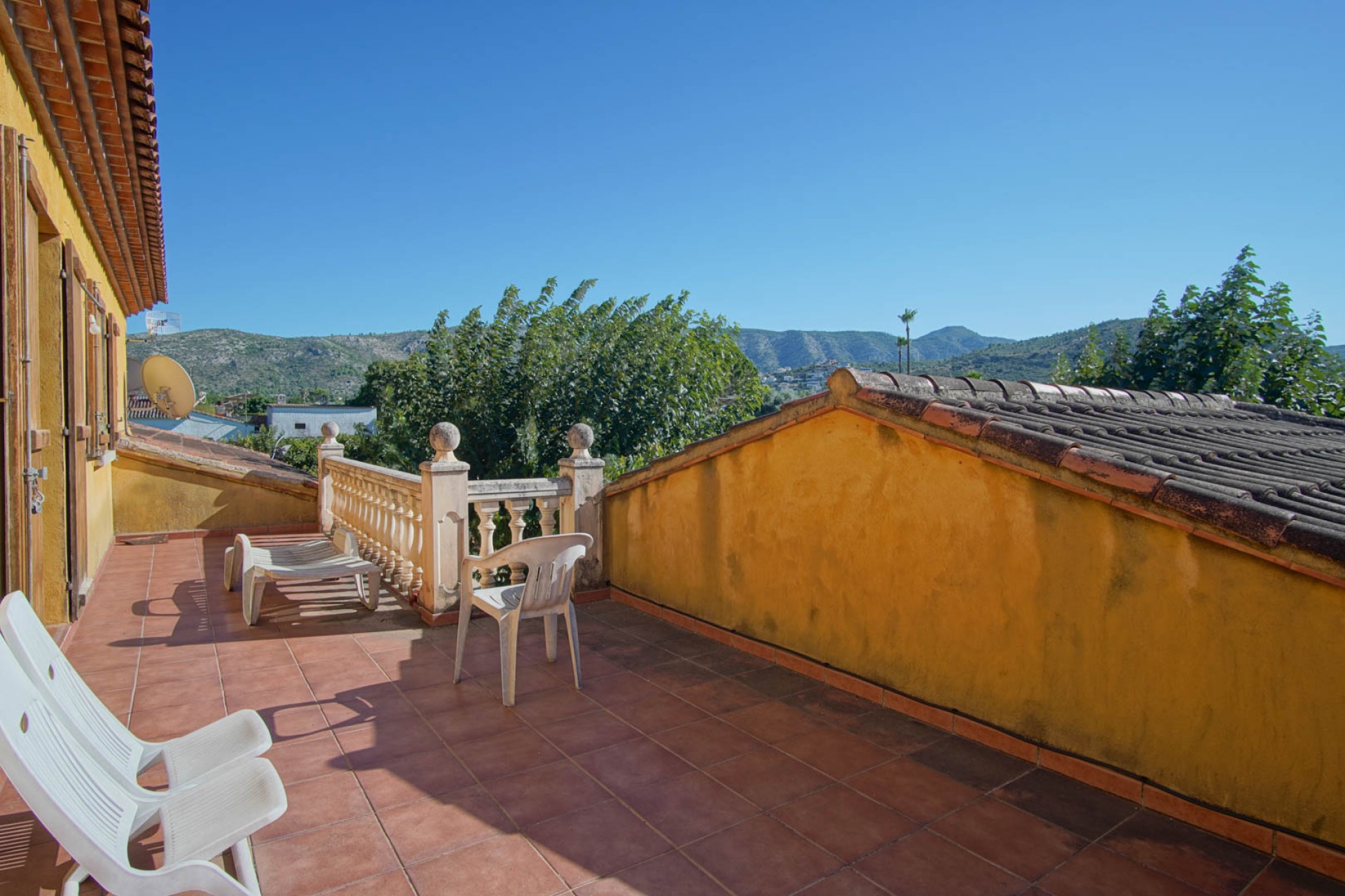 Resale - Villa -
Pedreguer
