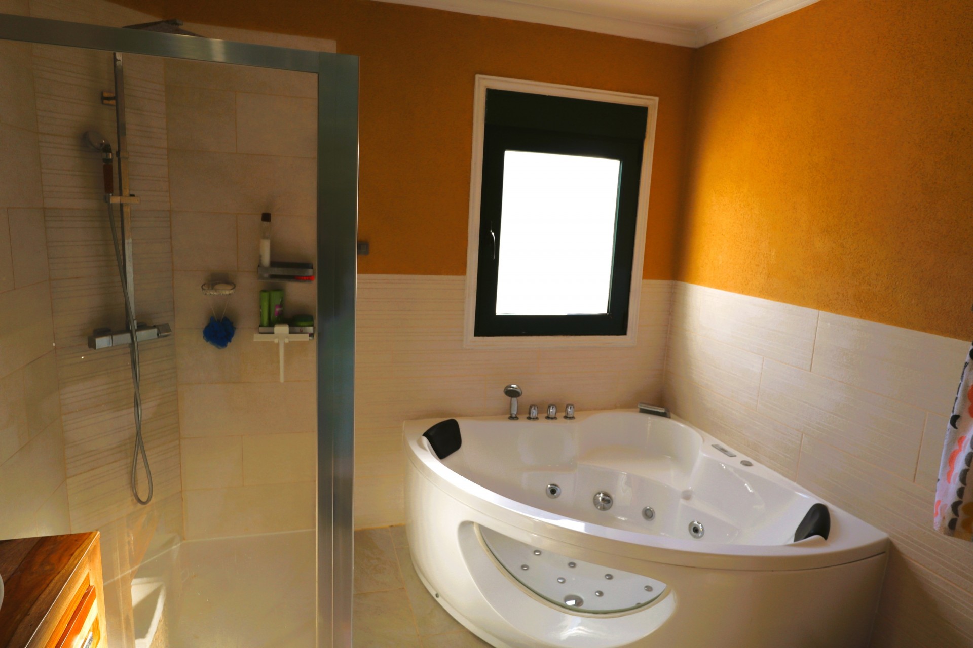 Resale - Villa -
Pedreguer