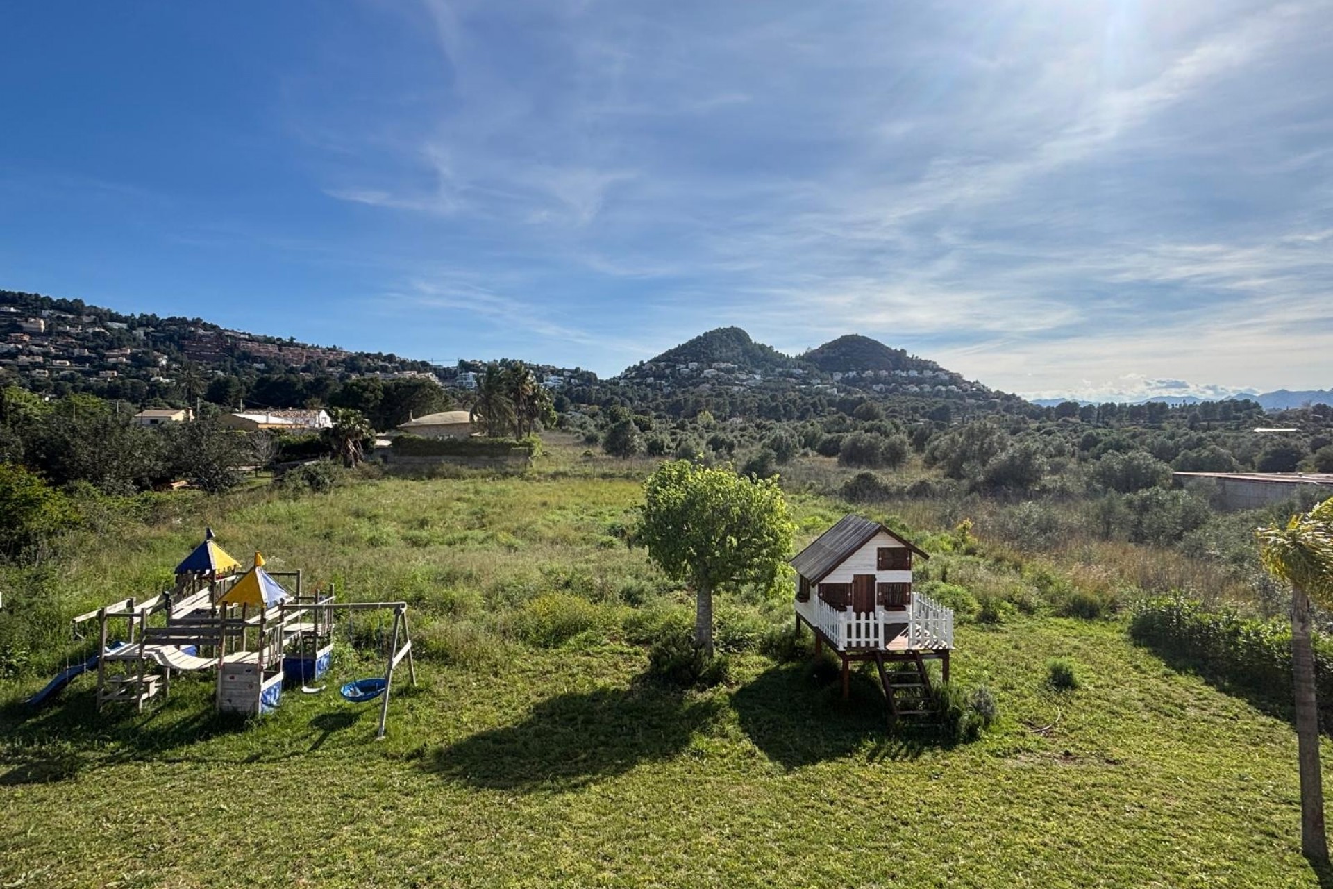 Resale - Villa -
Pedreguer
