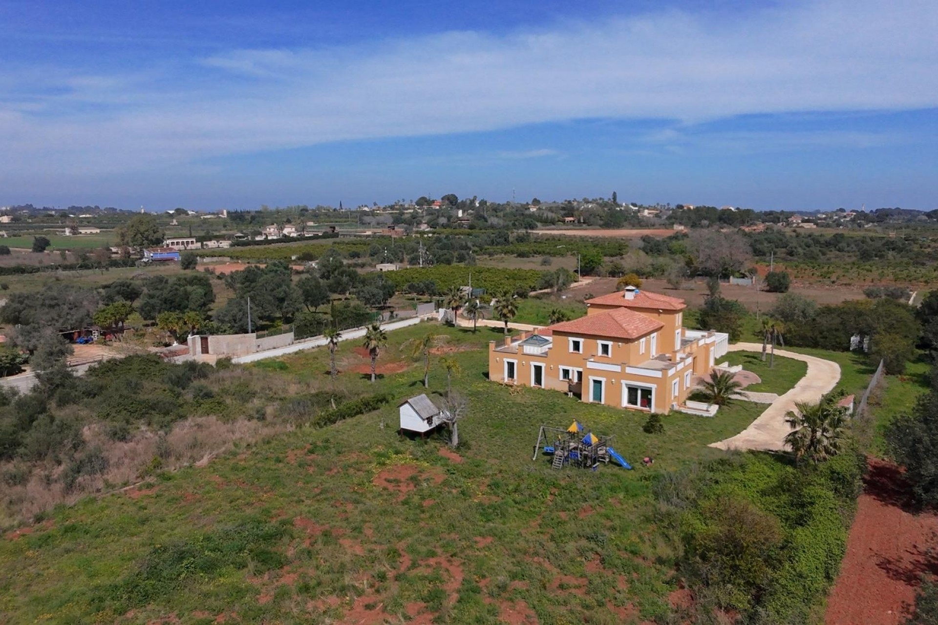 Resale - Villa -
Pedreguer