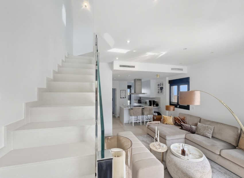 Resale - Villa -
Polop