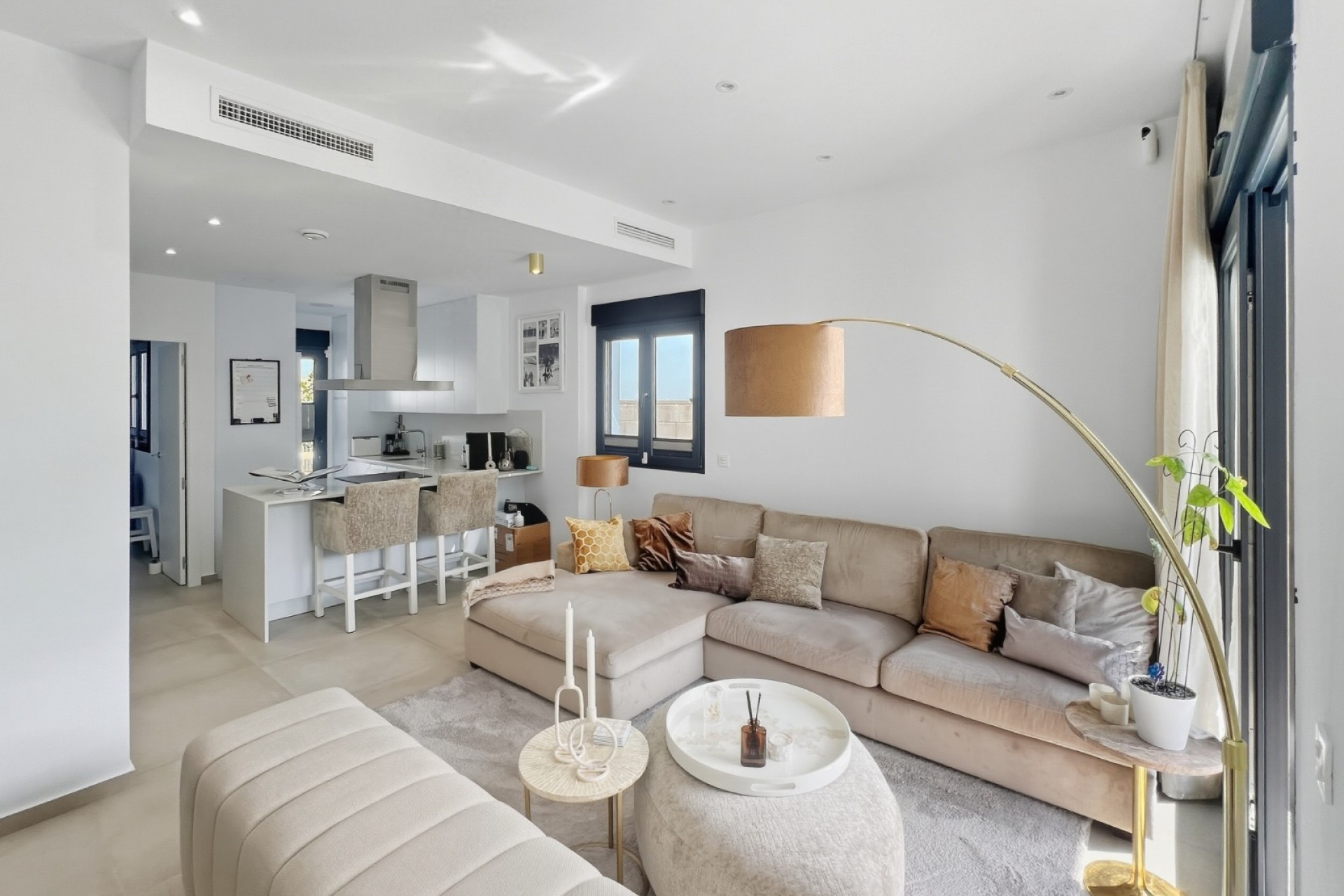 Resale - Villa -
Polop