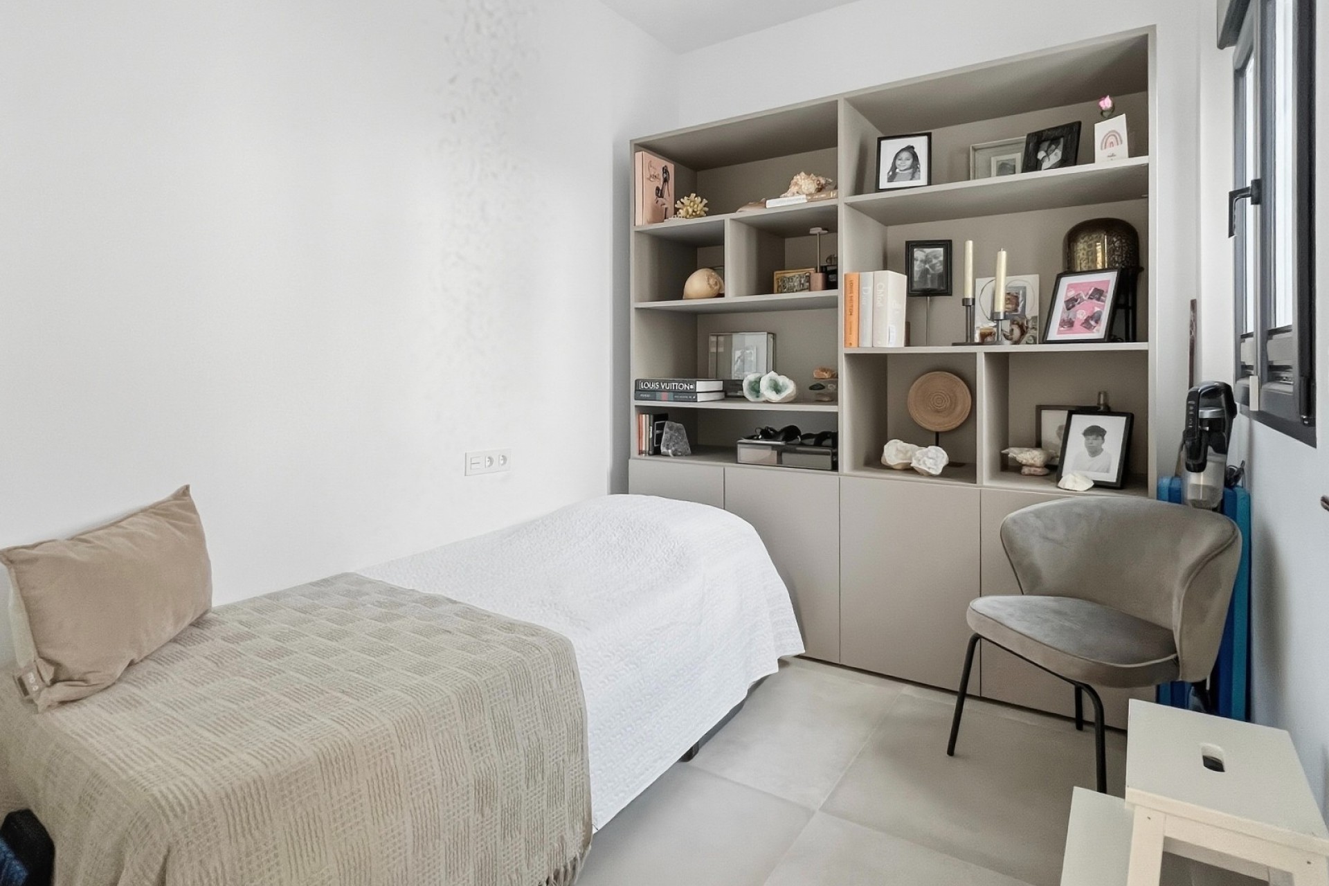 Resale - Villa -
Polop