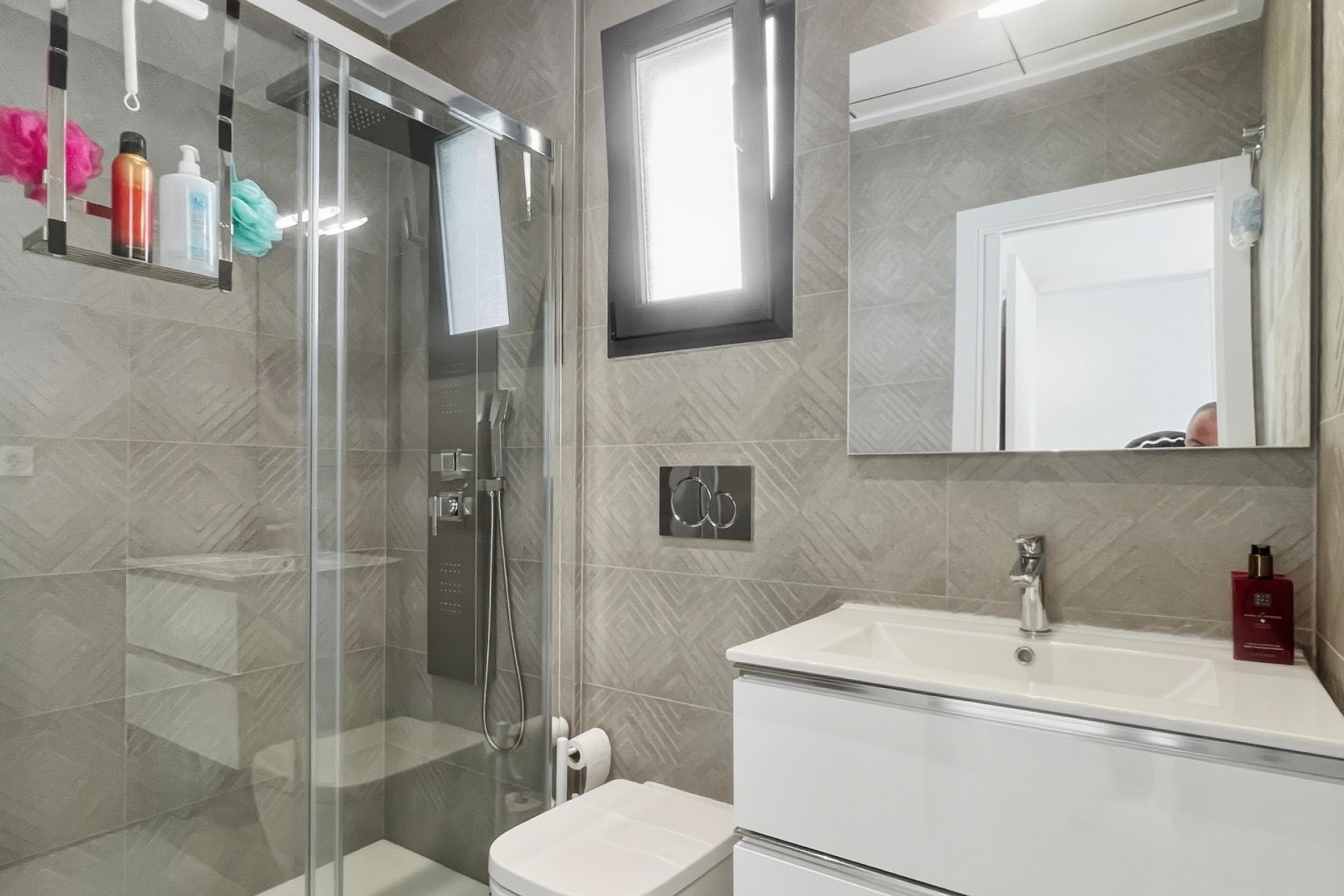 Resale - Villa -
Polop