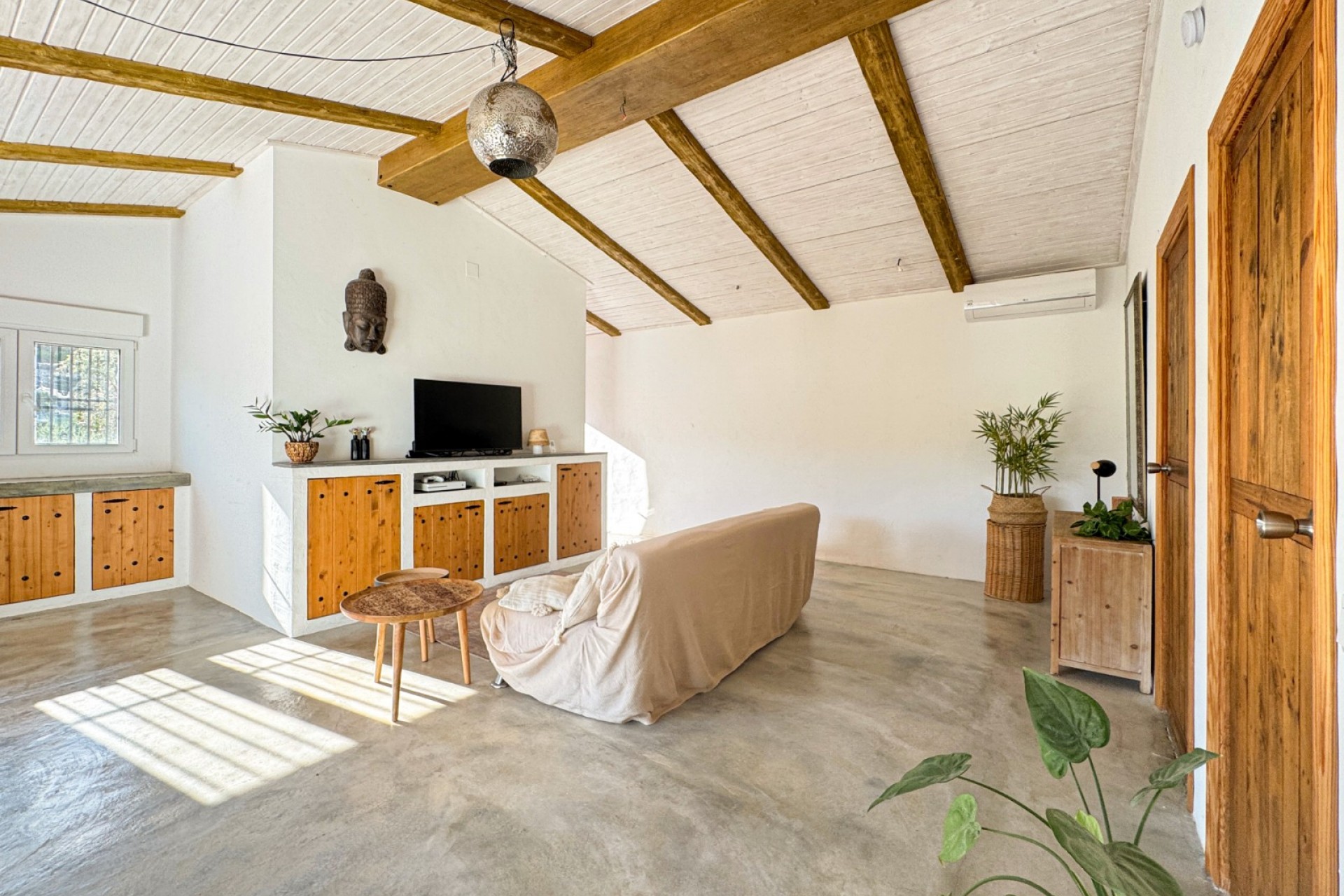 Resale - Villa -
Polop