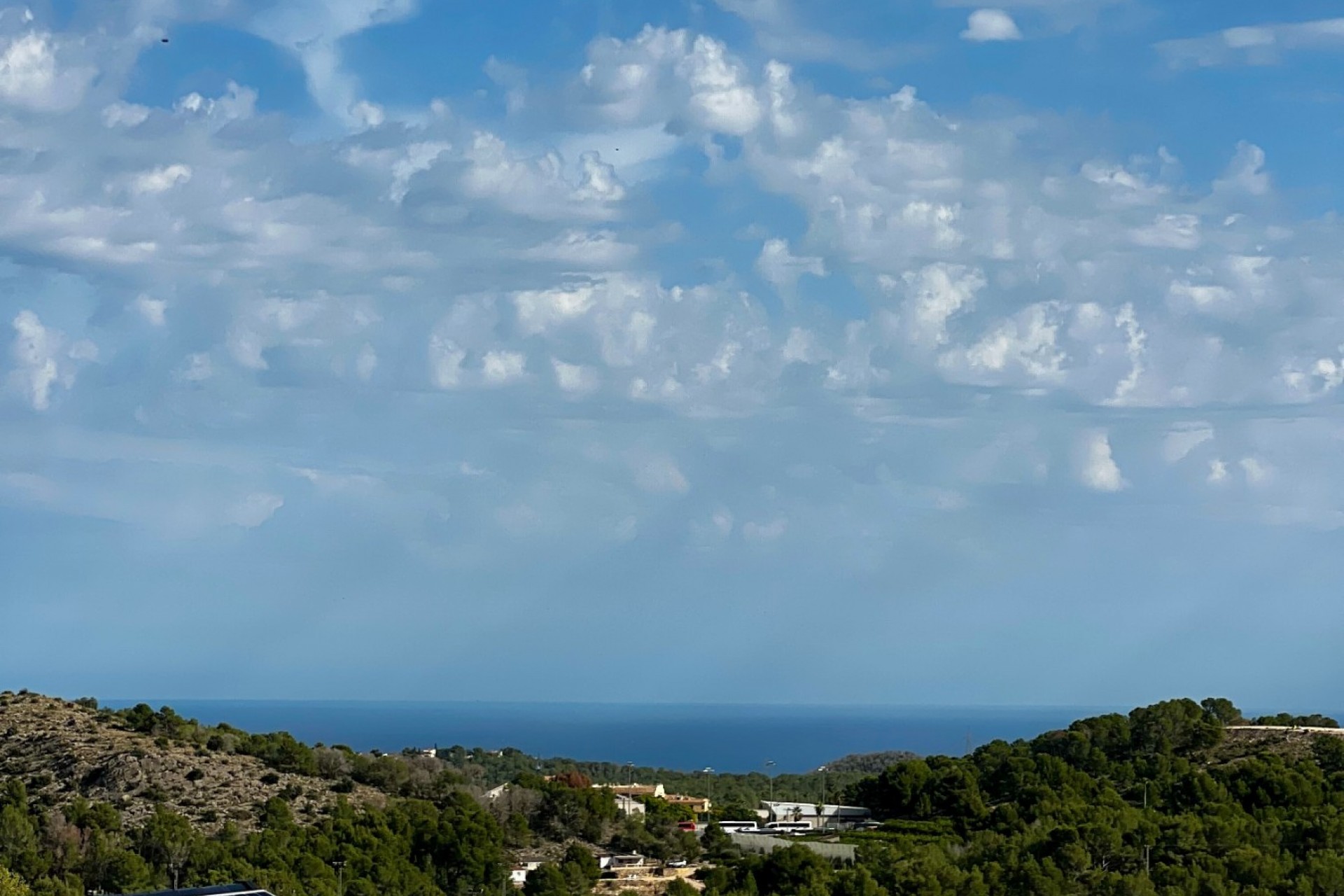 Resale - Villa -
Polop