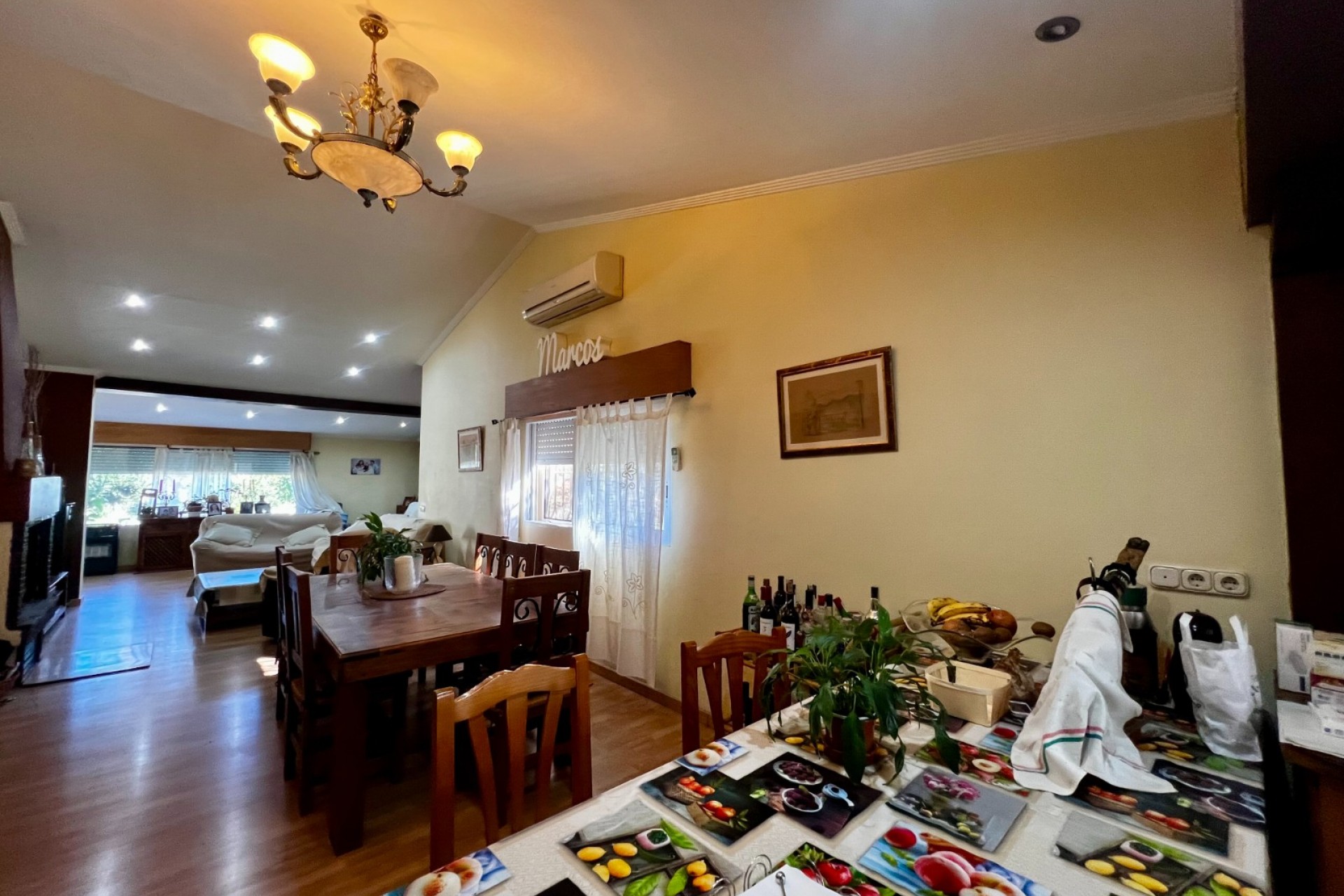 Resale - Villa -
Polop