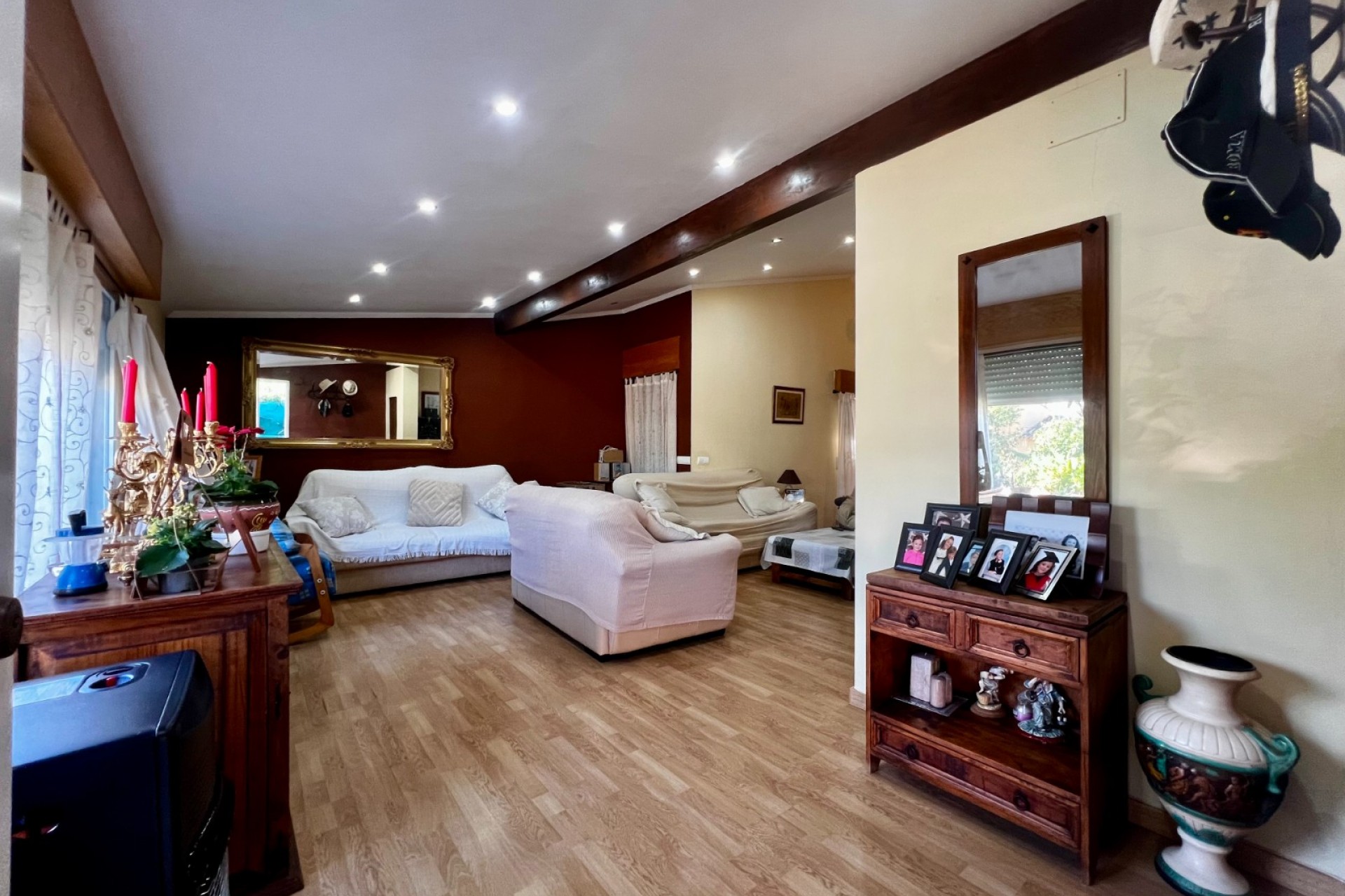 Resale - Villa -
Polop