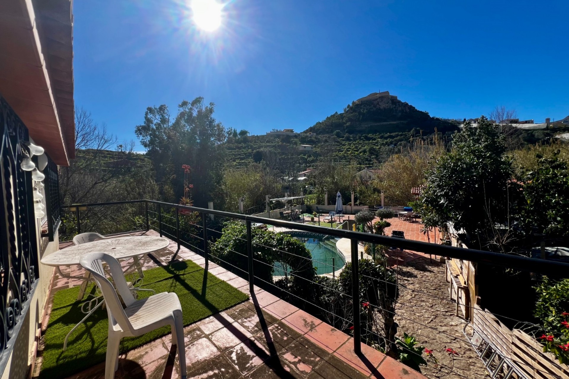 Resale - Villa -
Polop