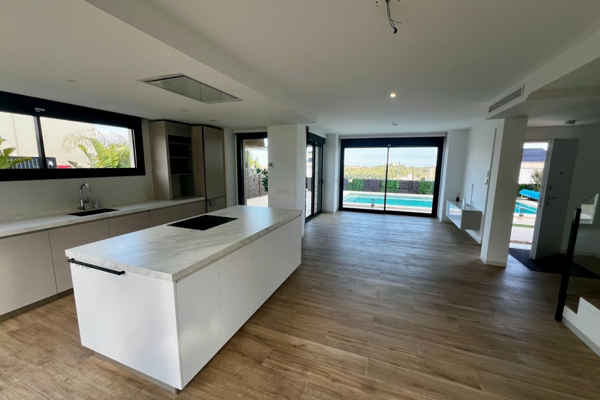 Resale - Villa -
Polop