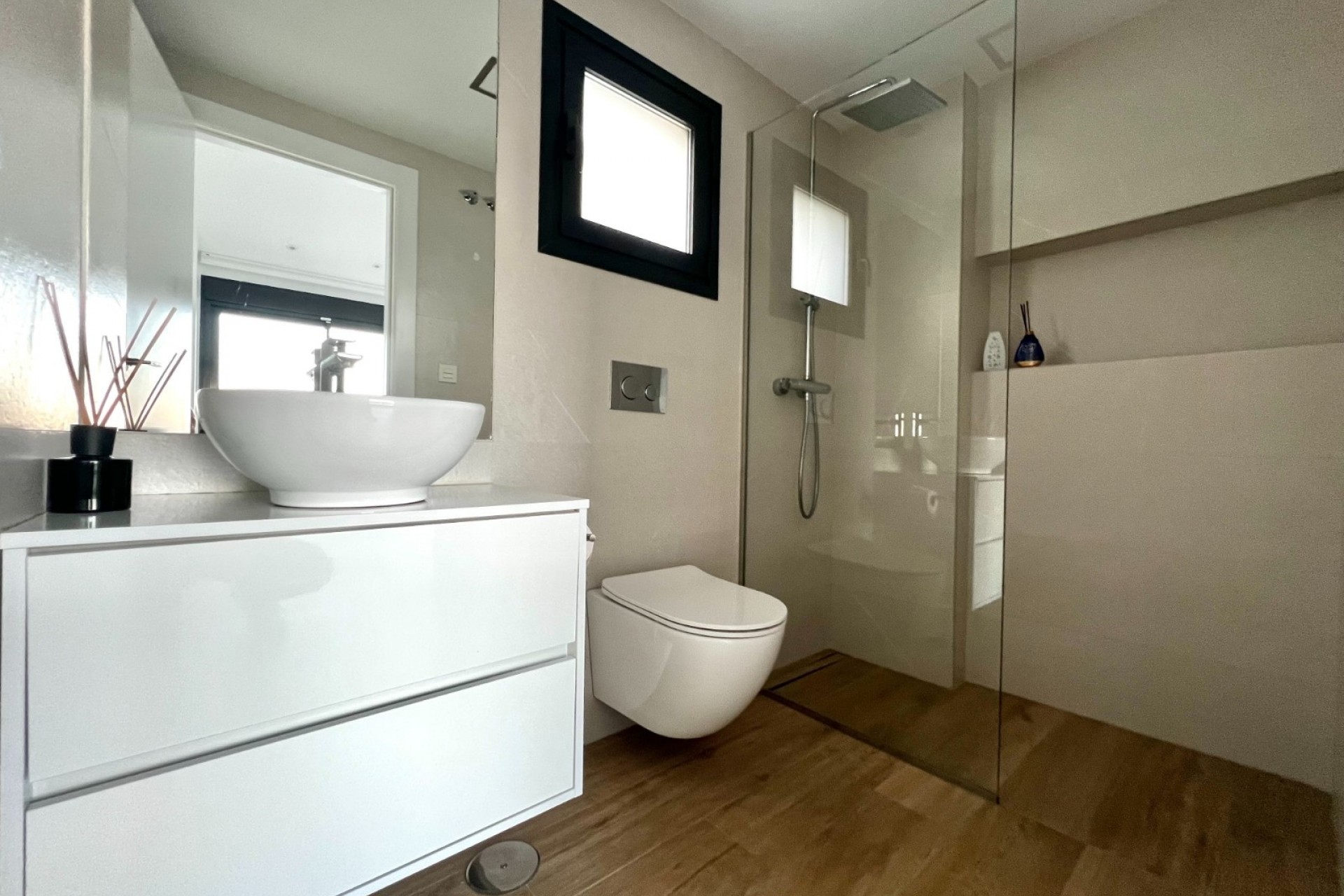 Resale - Villa -
Polop