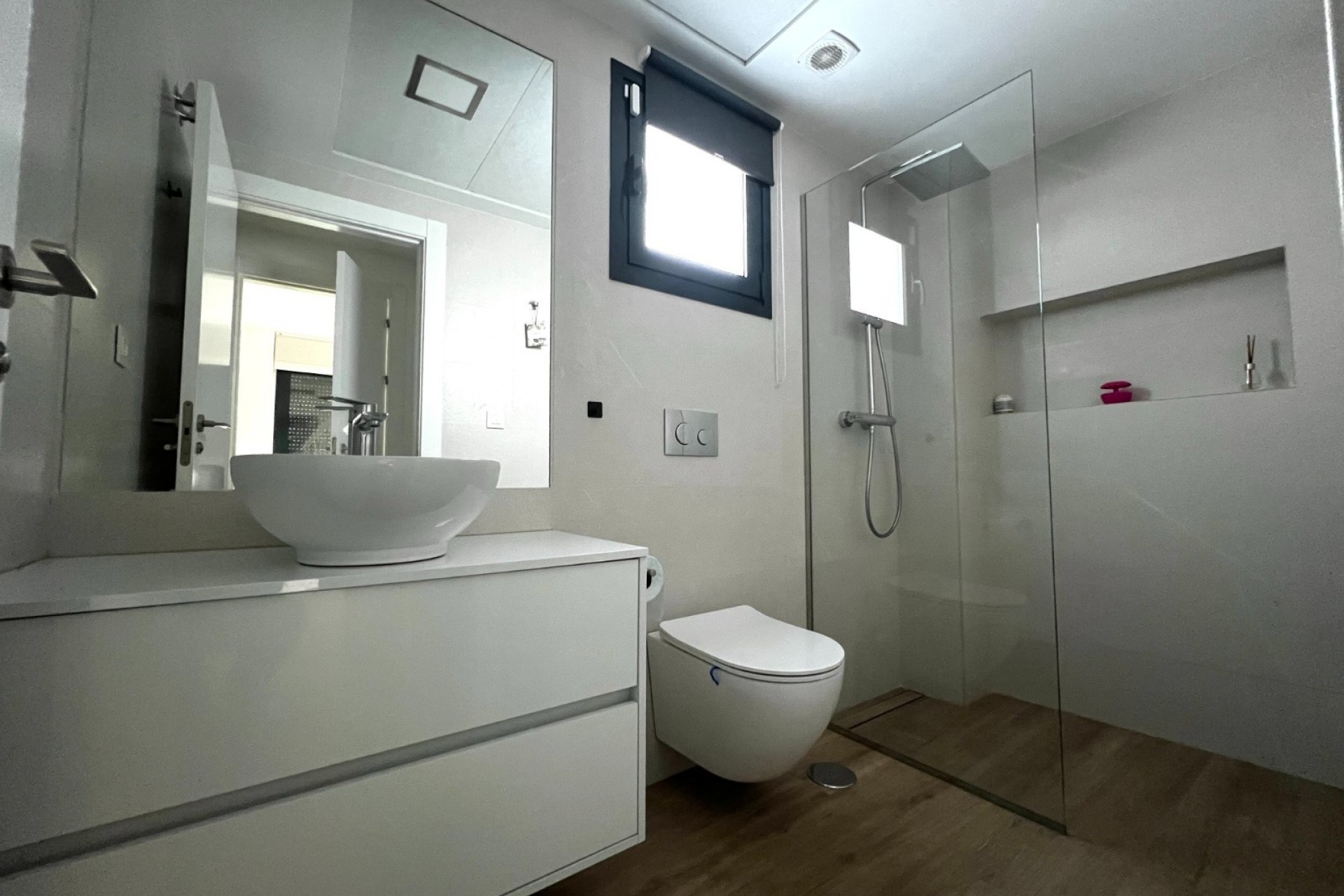 Resale - Villa -
Polop