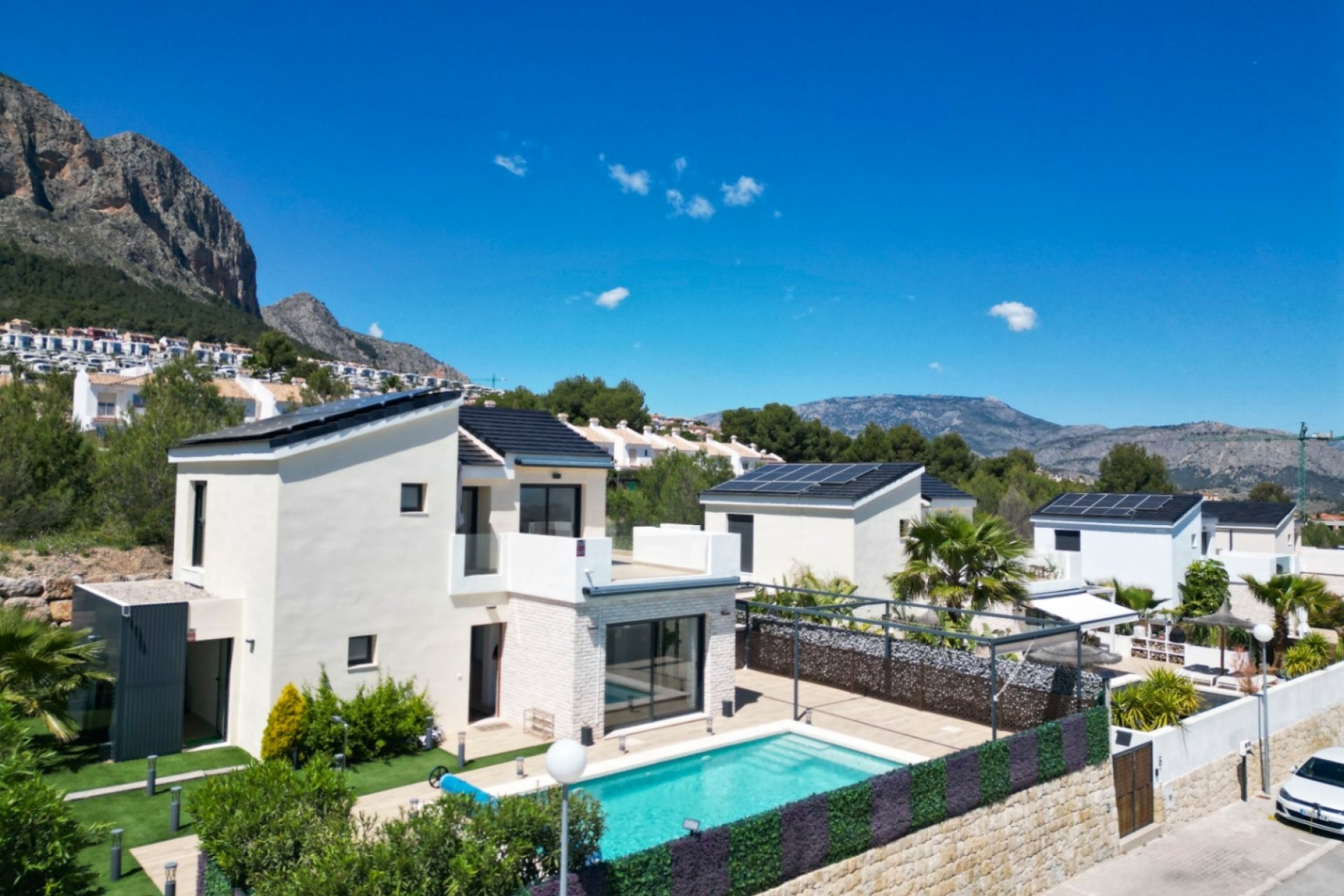 Resale - Villa -
Polop