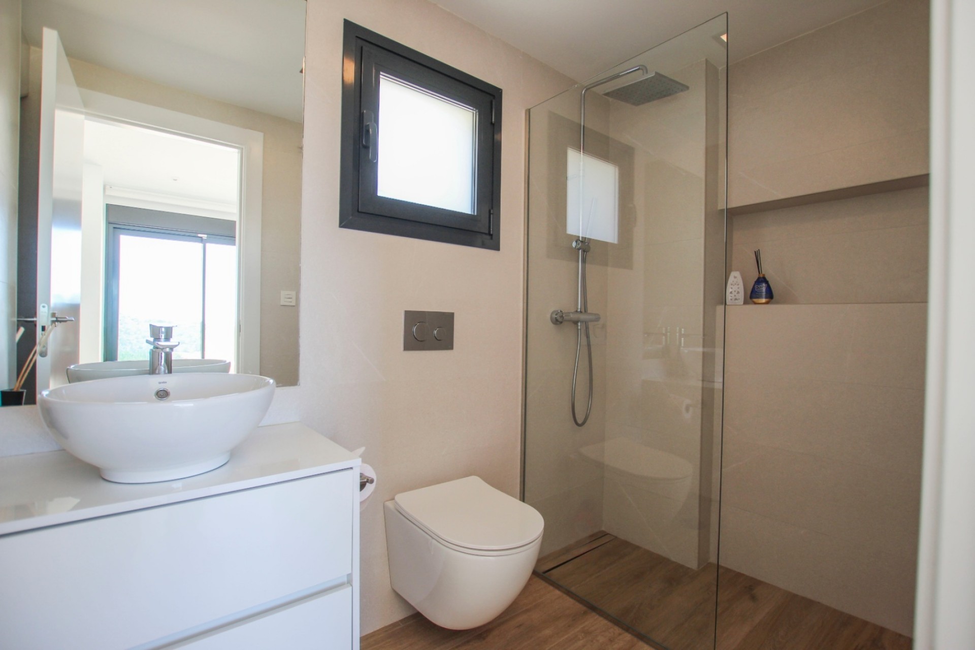 Resale - Villa -
Polop