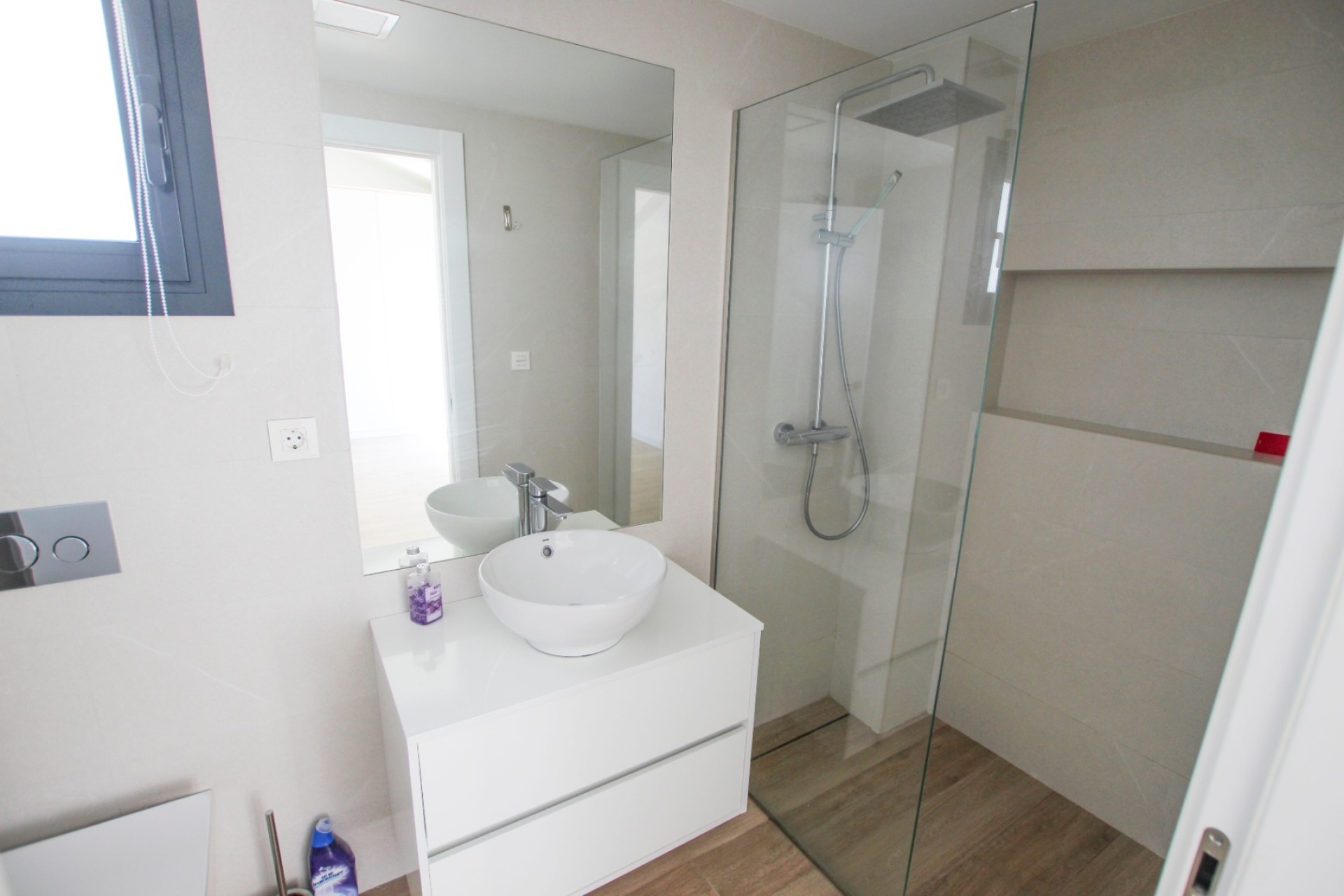 Resale - Villa -
Polop
