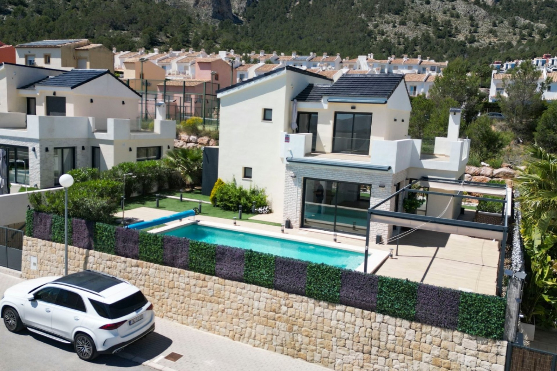 Resale - Villa -
Polop