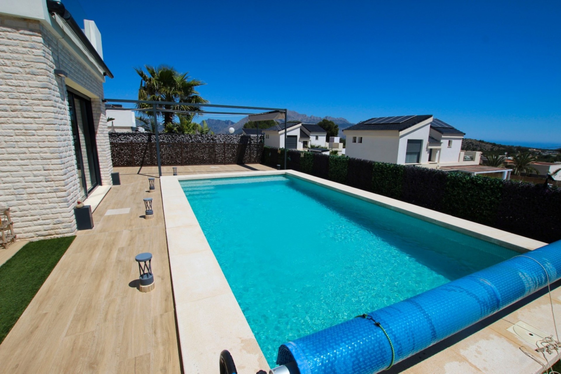 Resale - Villa -
Polop