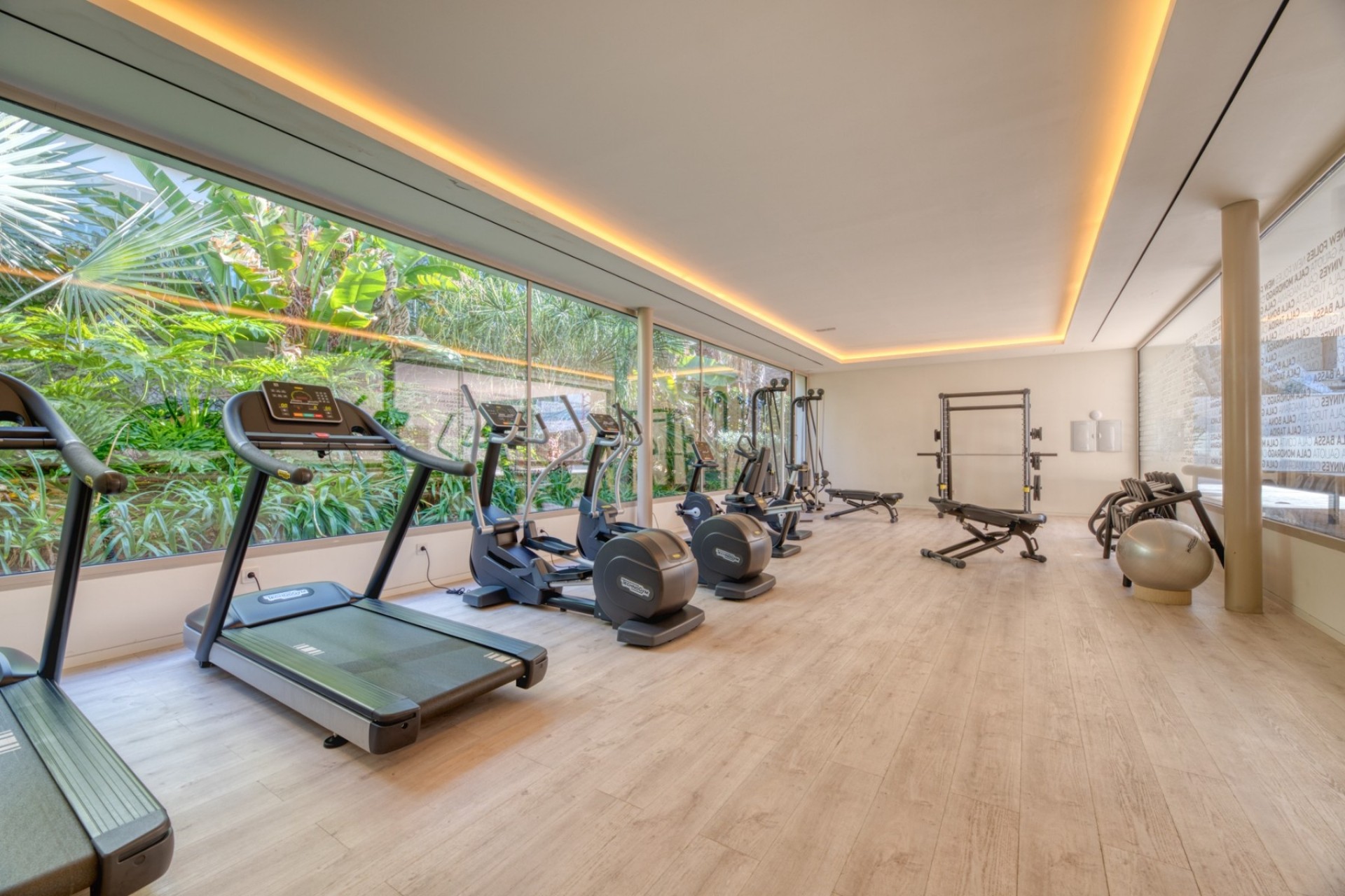 Resale - Villa -
PORT D'ANDRATX - Andratx