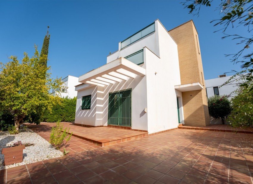 Resale - Villa -
Rojales - Ciudad Quesada