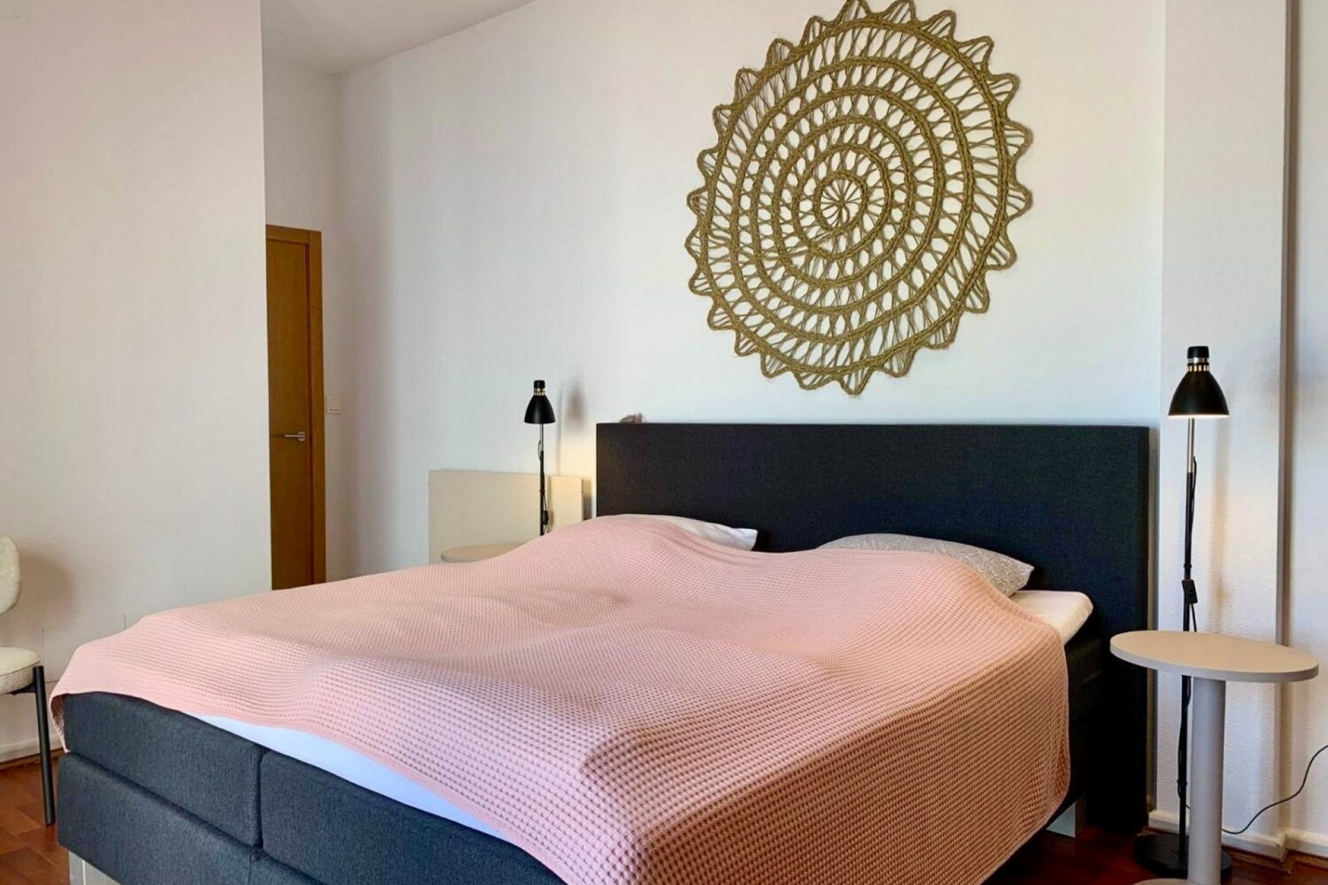 Resale - Villa -
Rojales
