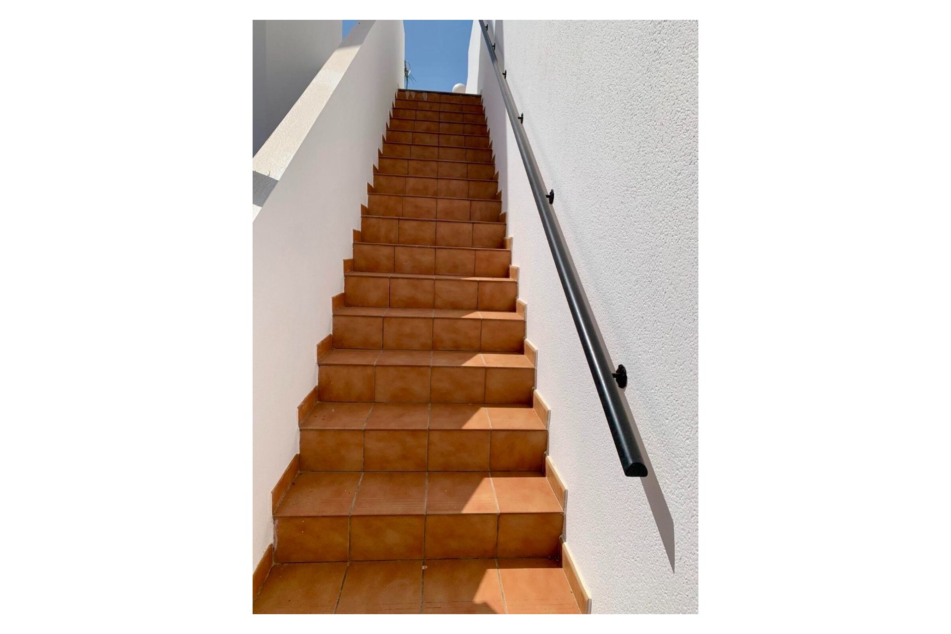 Resale - Villa -
Rojales