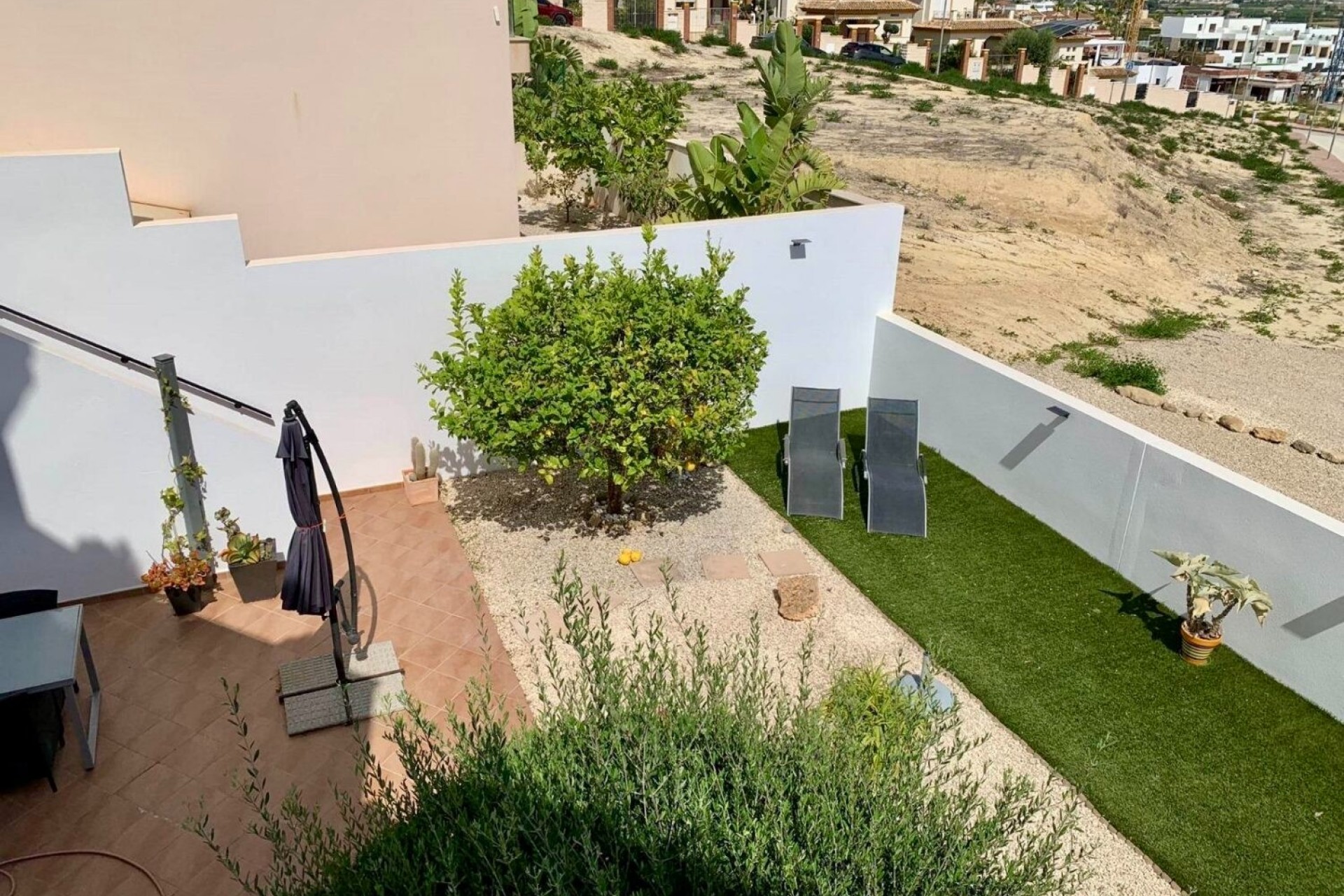 Resale - Villa -
Rojales