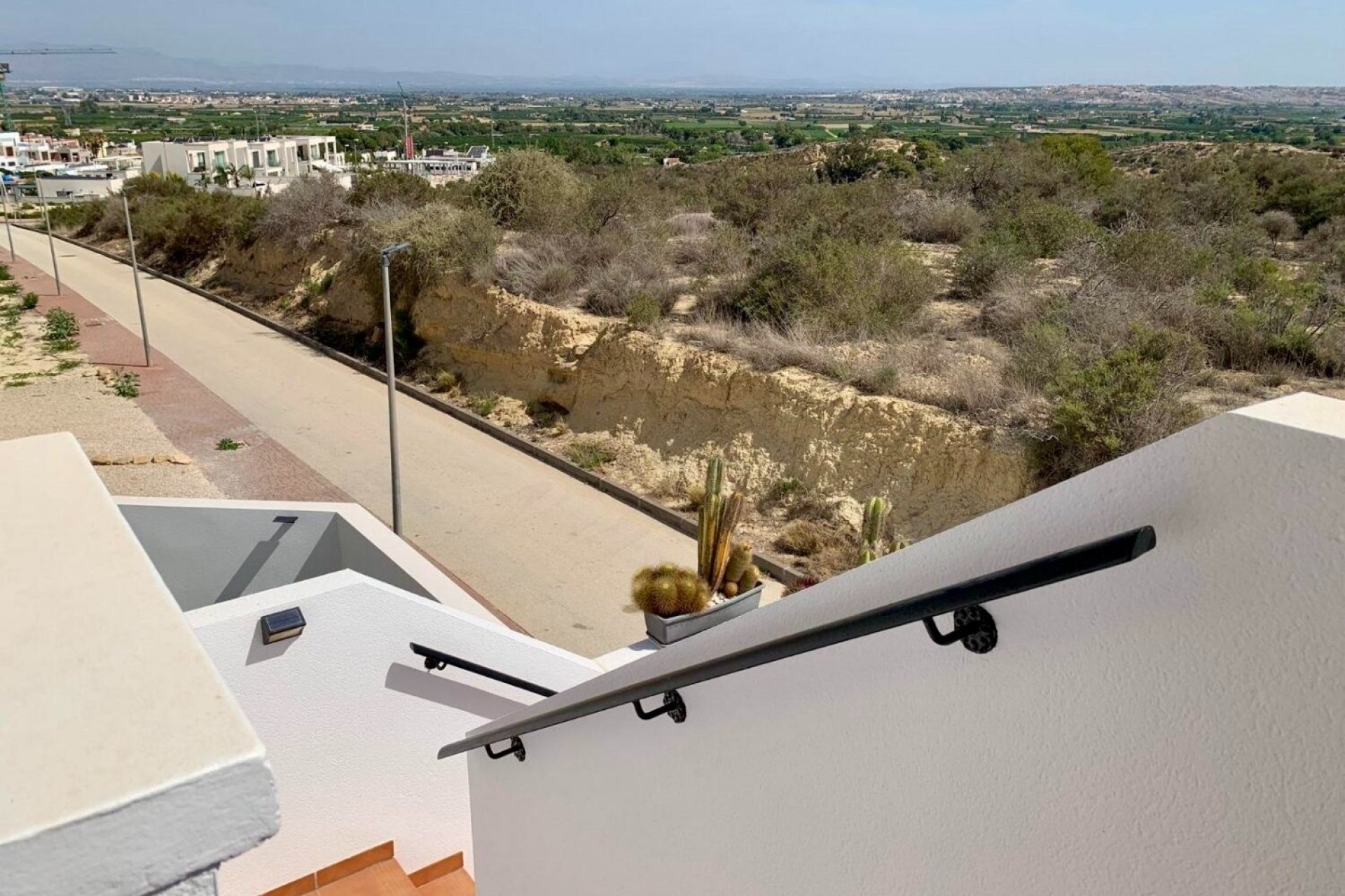 Resale - Villa -
Rojales