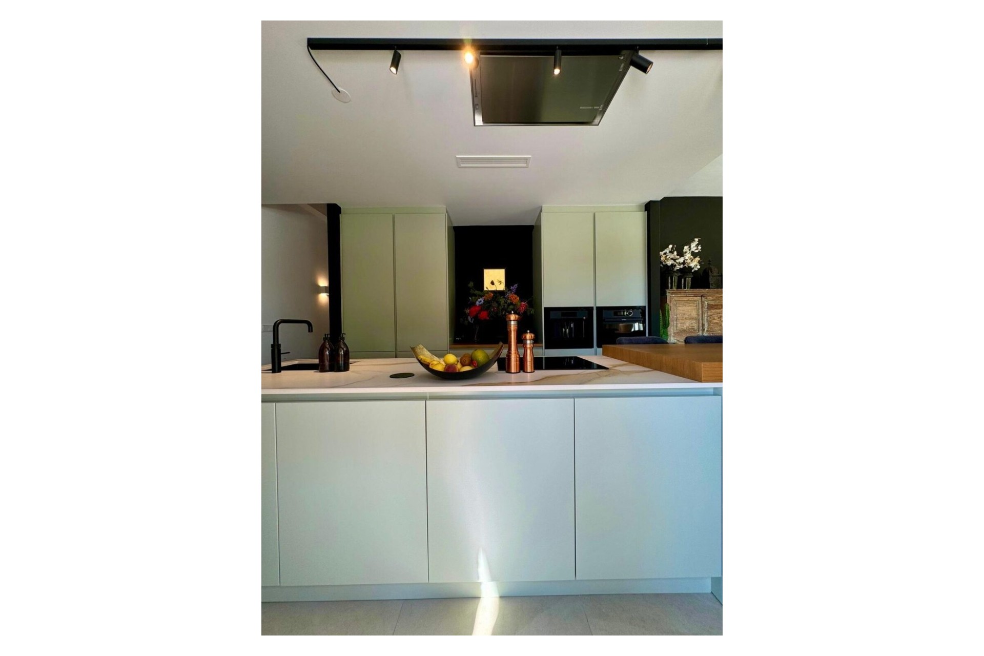 Resale - Villa -
Rojales