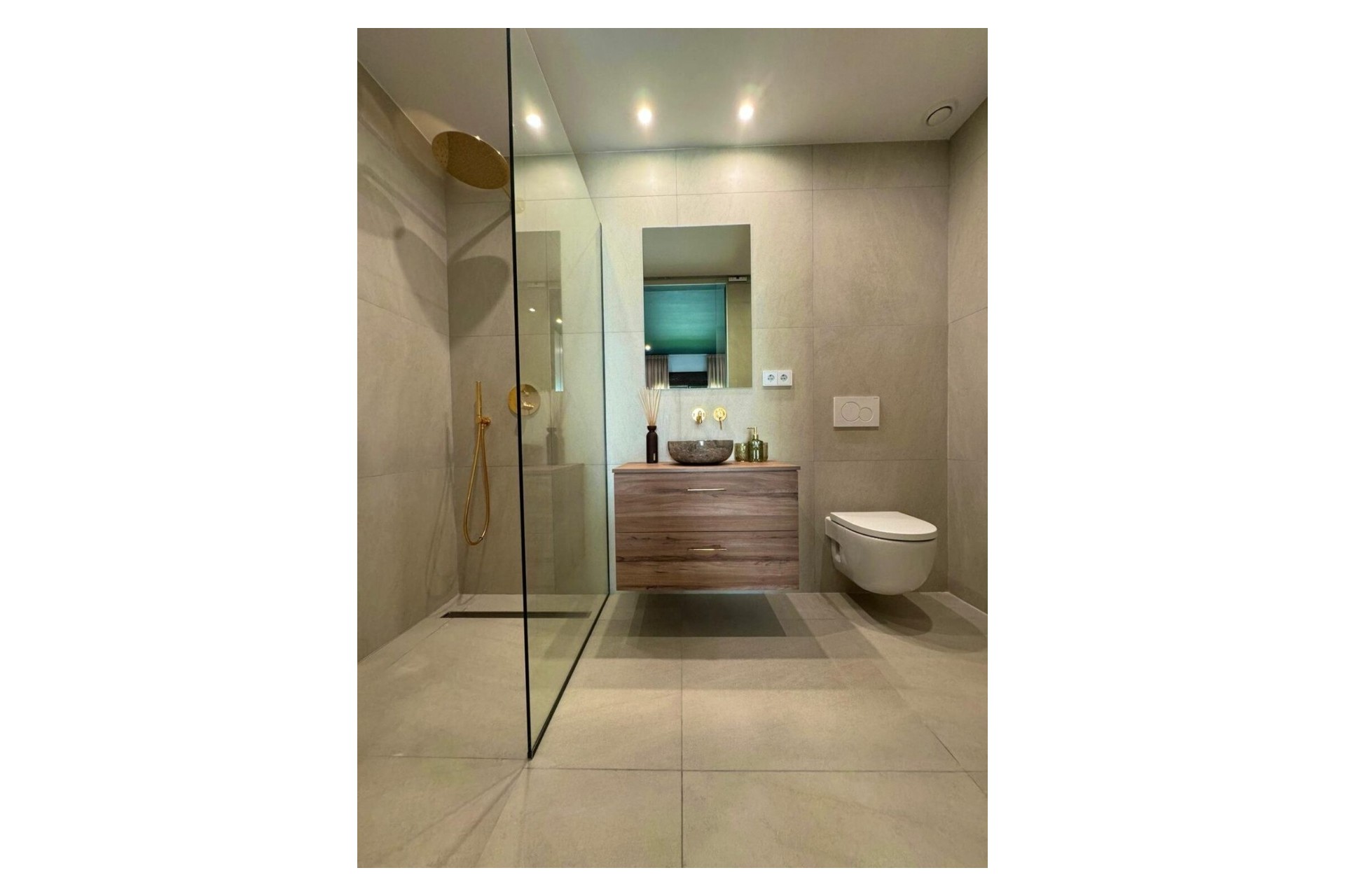 Resale - Villa -
Rojales