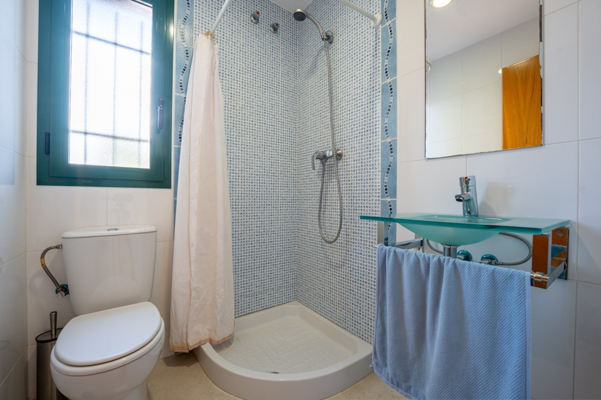 Resale - Villa -
Rojales