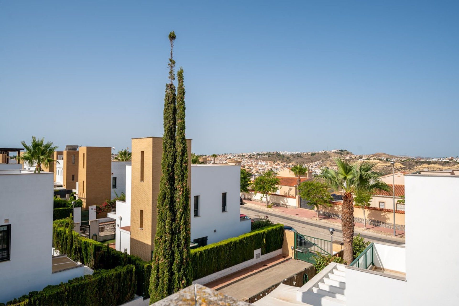 Resale - Villa -
Rojales