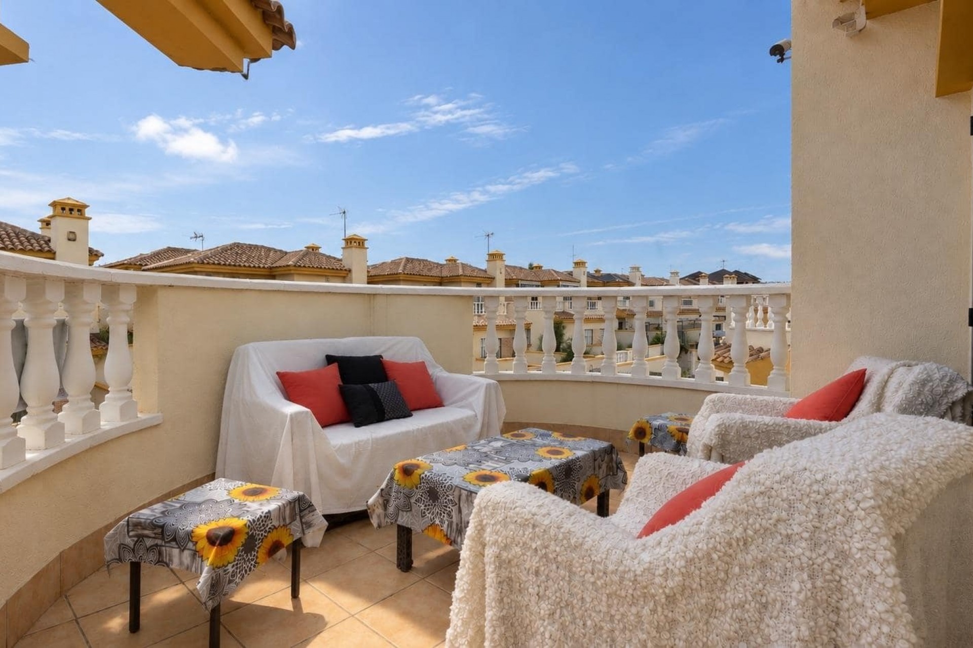 Resale - Villa -
Roldán