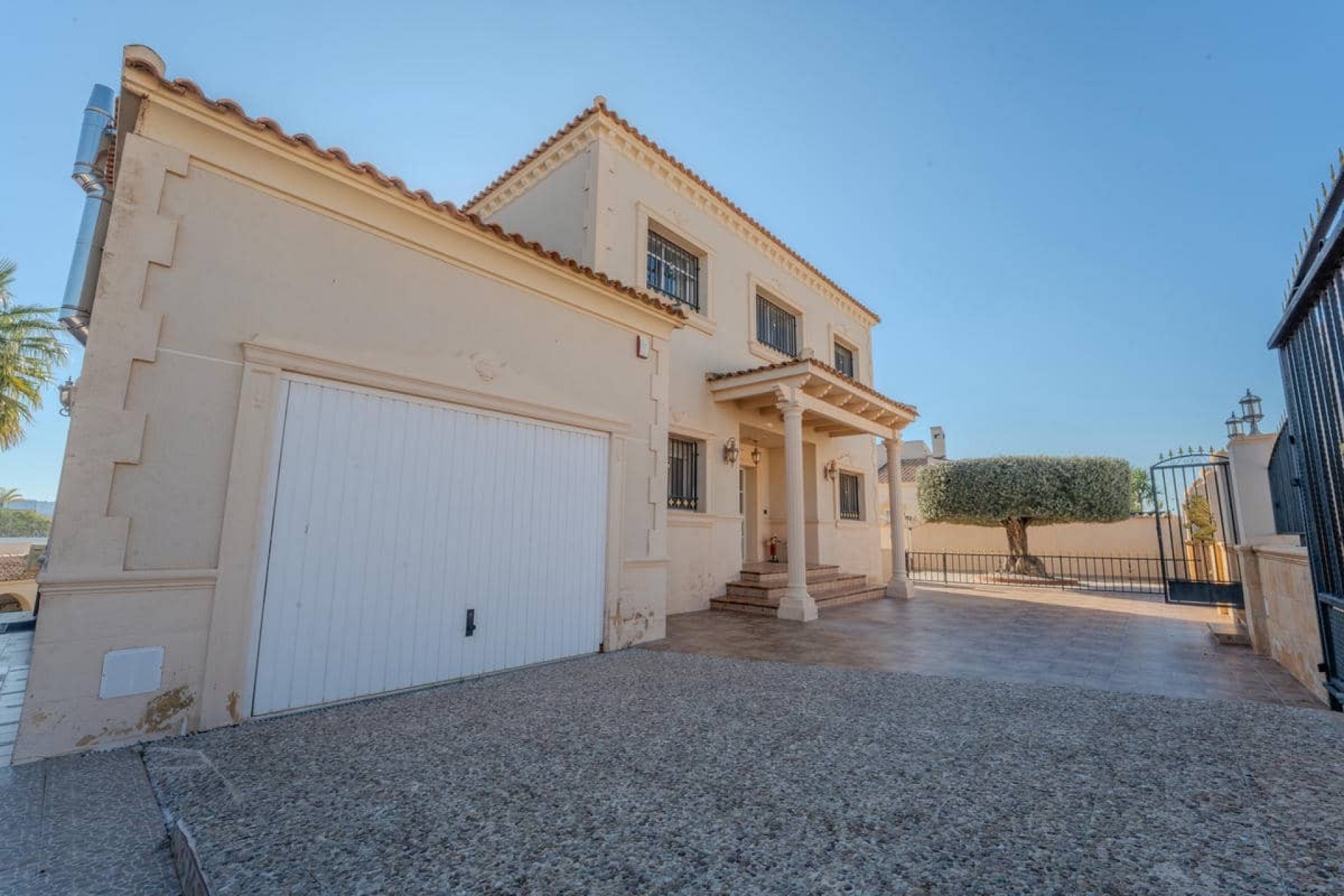 Resale - Villa -
San Fulgencio