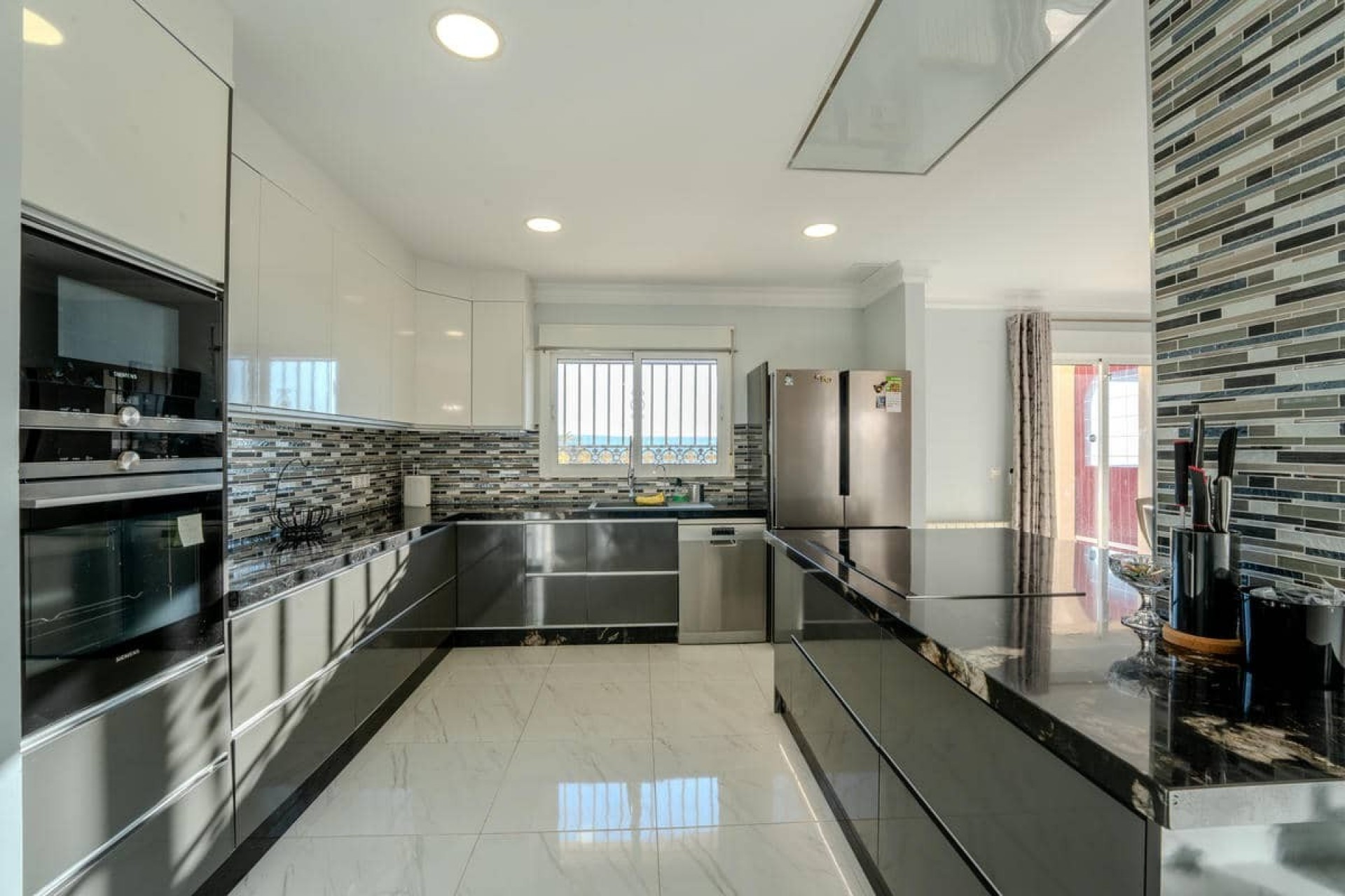 Resale - Villa -
San Fulgencio