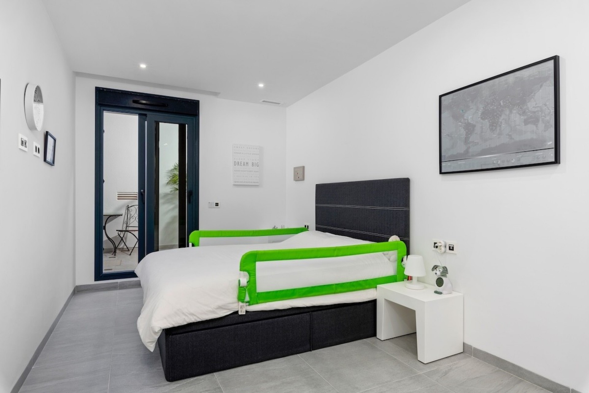 Resale - Villa -
San Miguel de Salinas