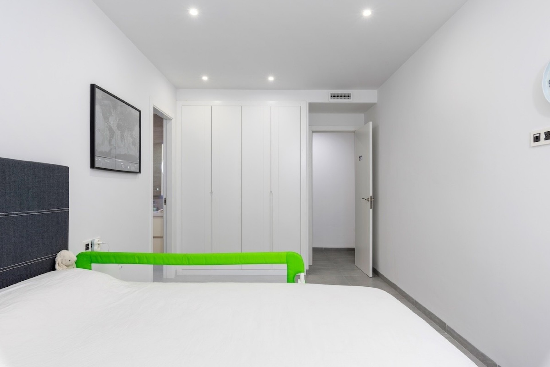 Resale - Villa -
San Miguel de Salinas