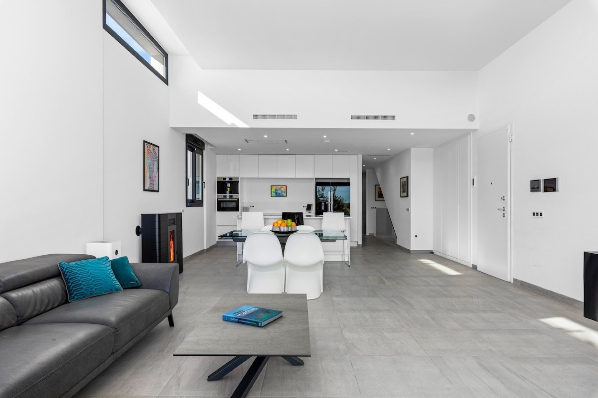 Resale - Villa -
San Miguel de Salinas