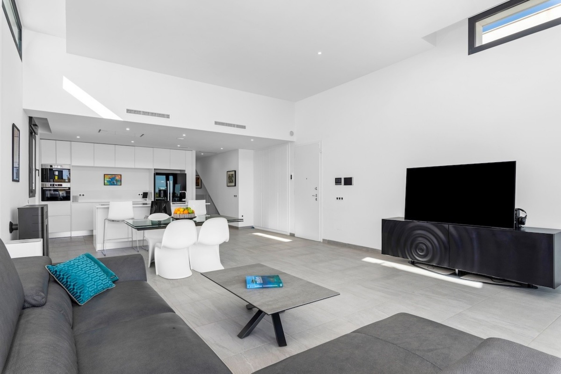 Resale - Villa -
San Miguel de Salinas