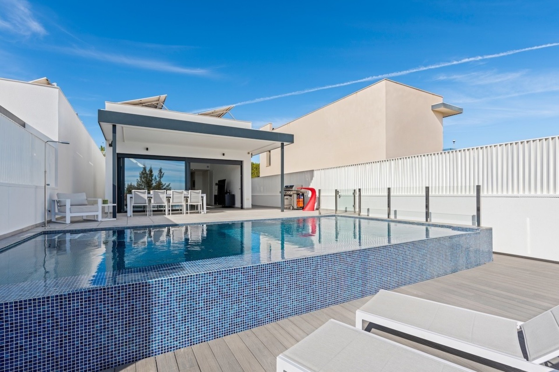 Resale - Villa -
San Miguel de Salinas