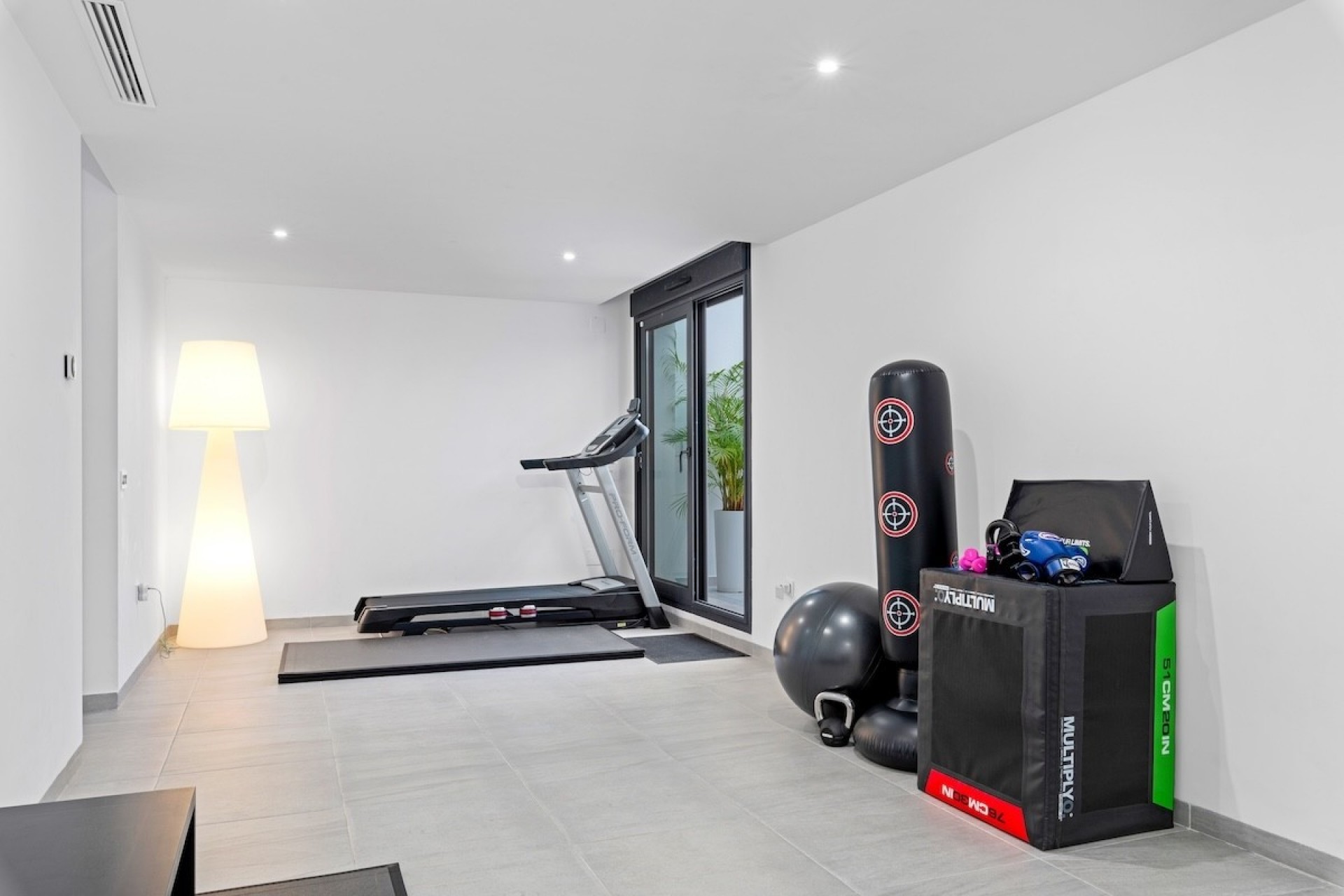 Resale - Villa -
San Miguel de Salinas