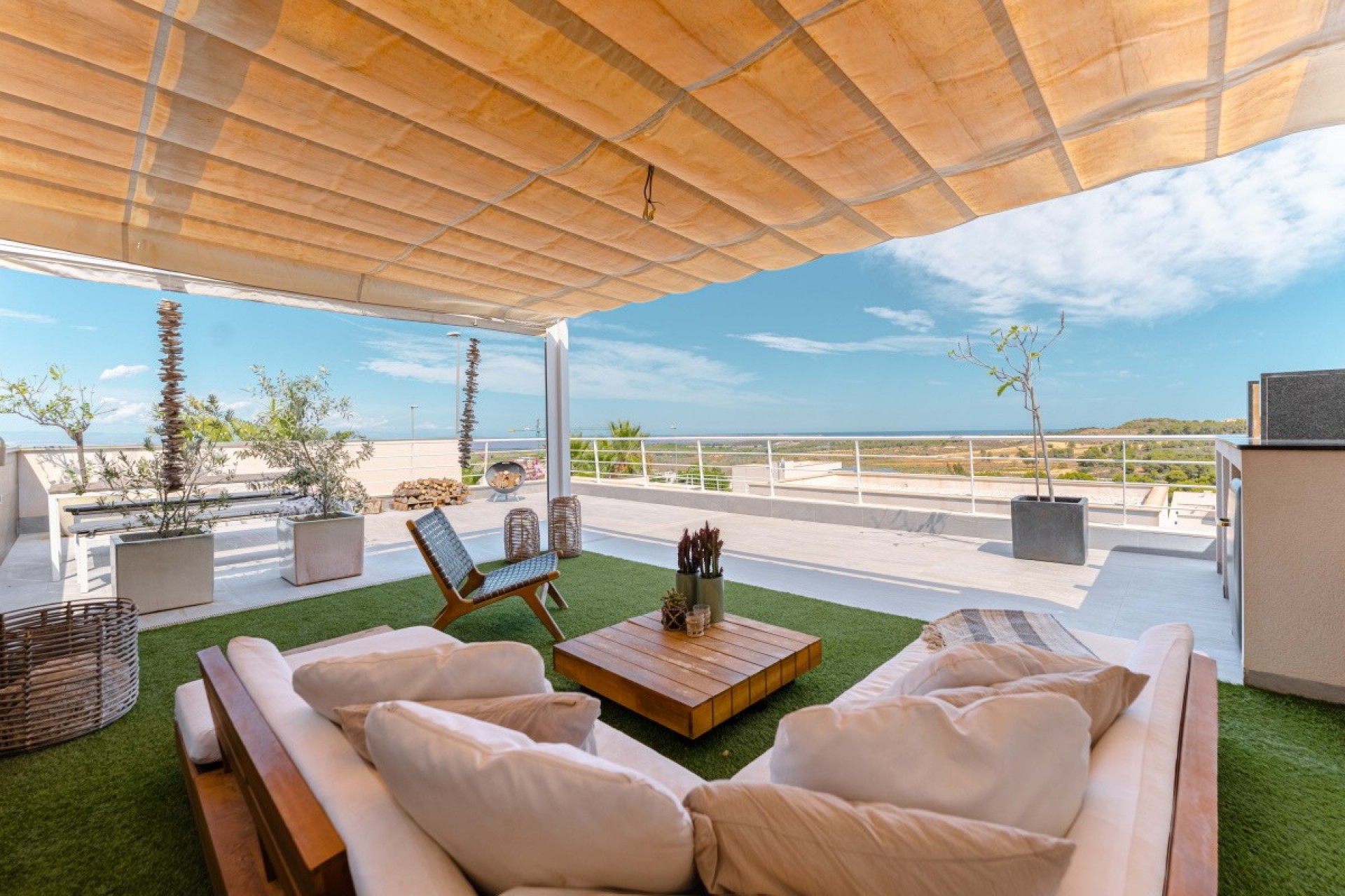 Resale - Villa -
San Miguel de Salinas