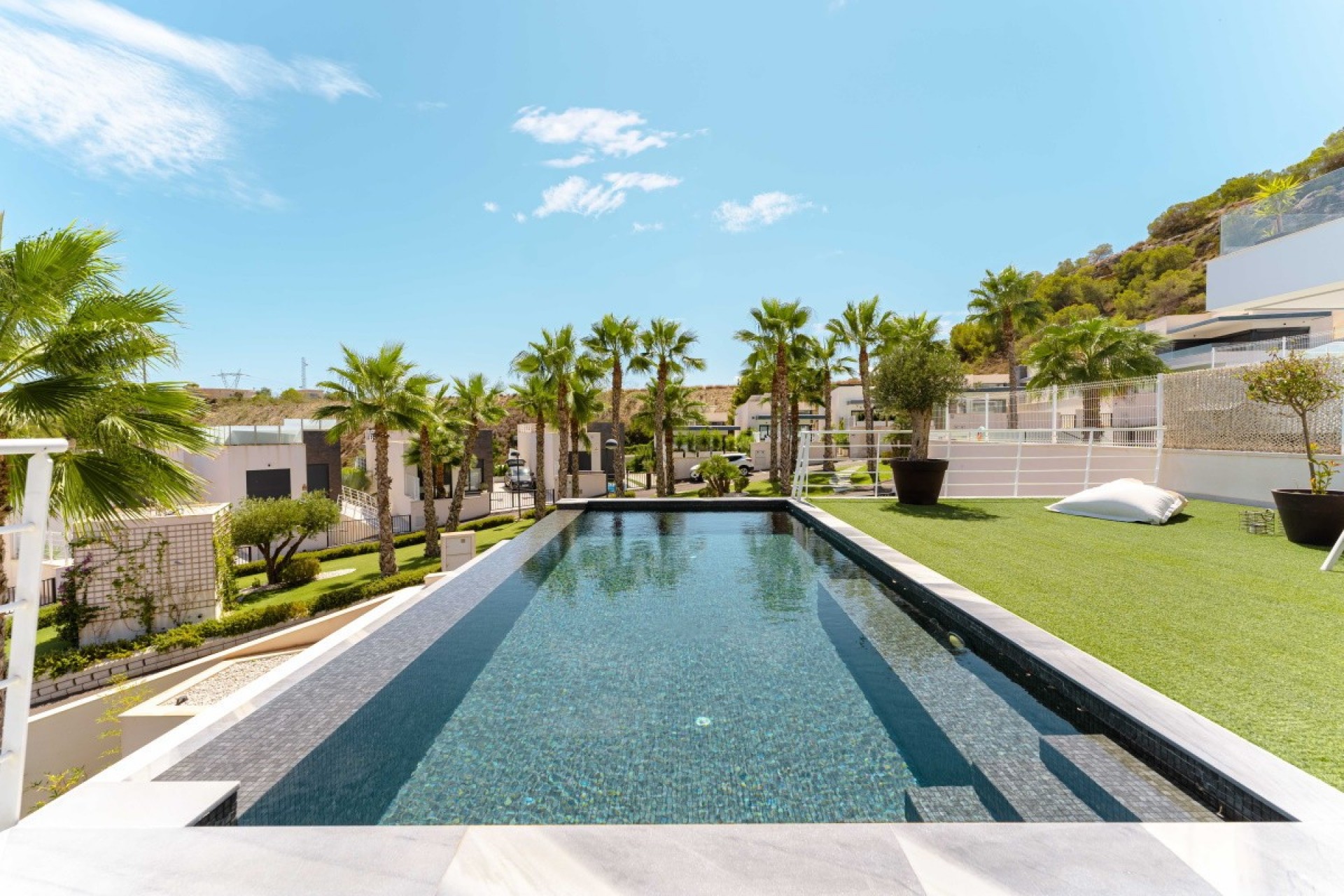 Resale - Villa -
San Miguel de Salinas