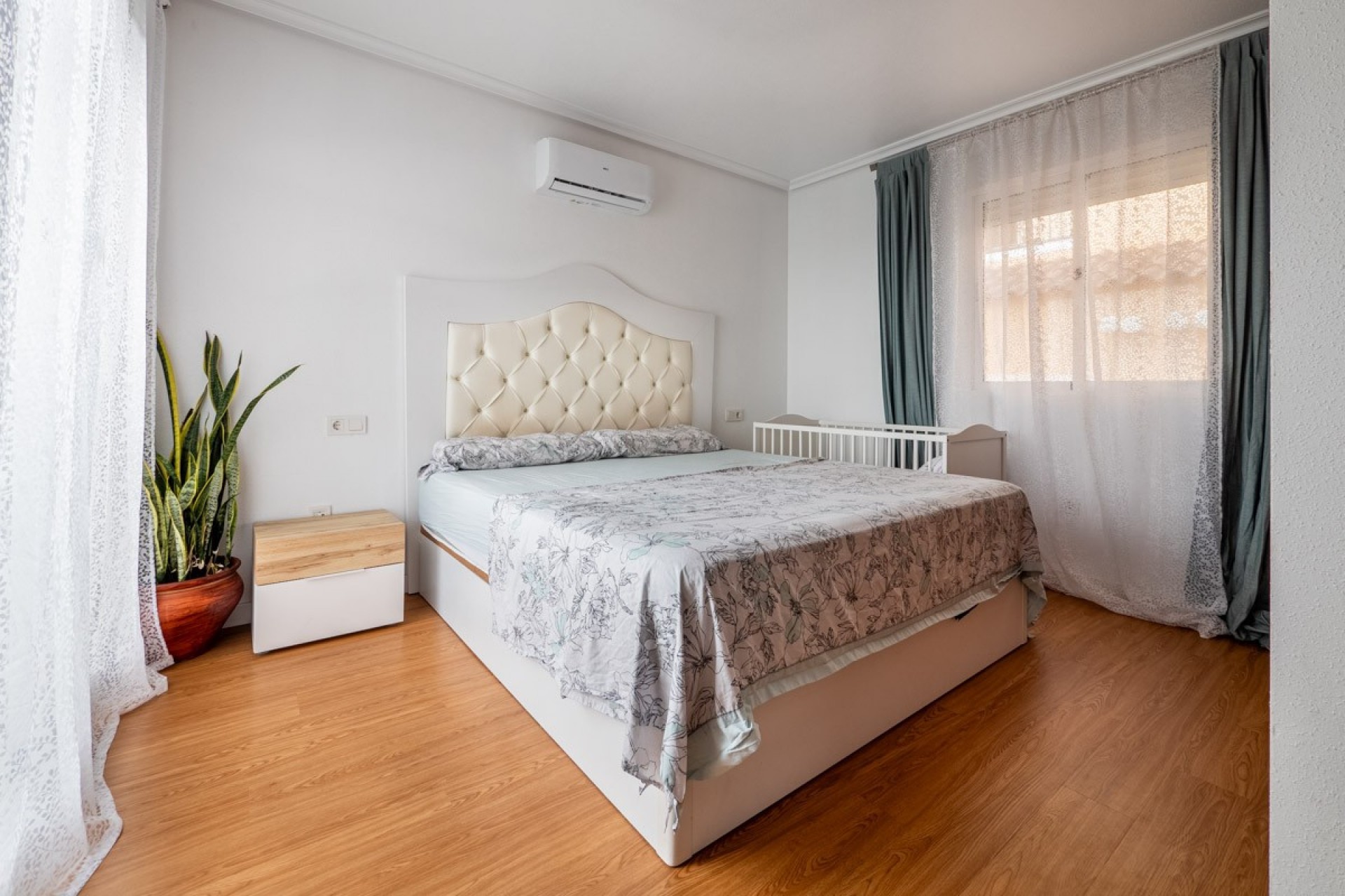 Resale - Villa -
San Miguel de Salinas