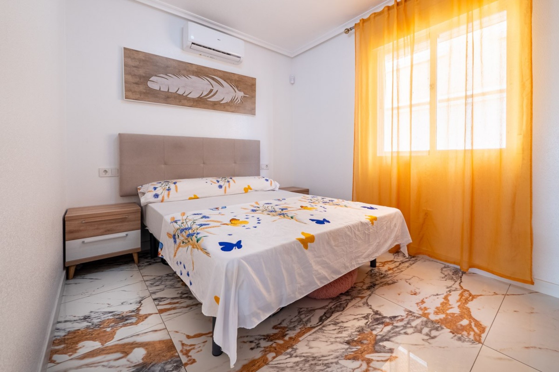 Resale - Villa -
San Miguel de Salinas