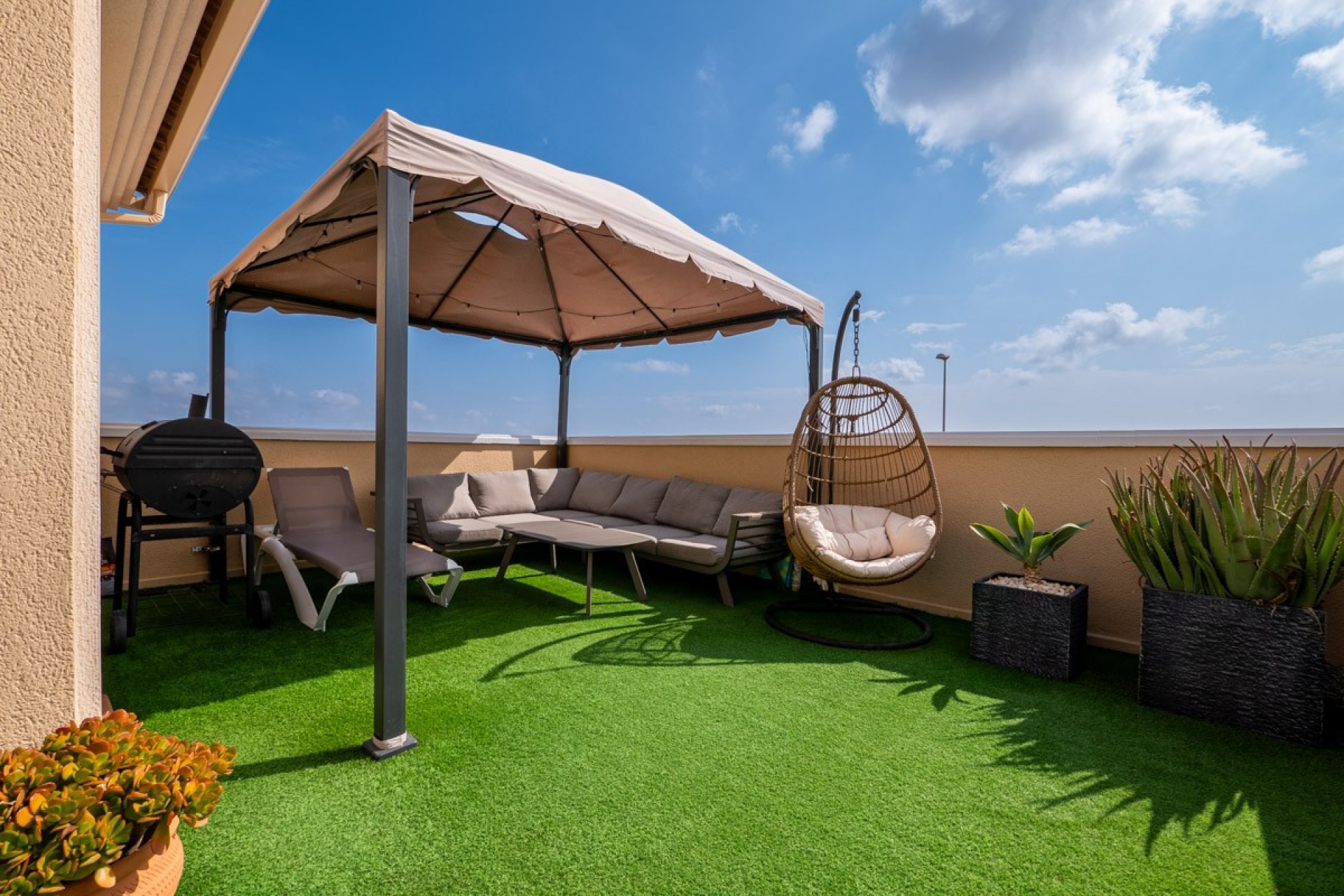 Resale - Villa -
San Miguel de Salinas