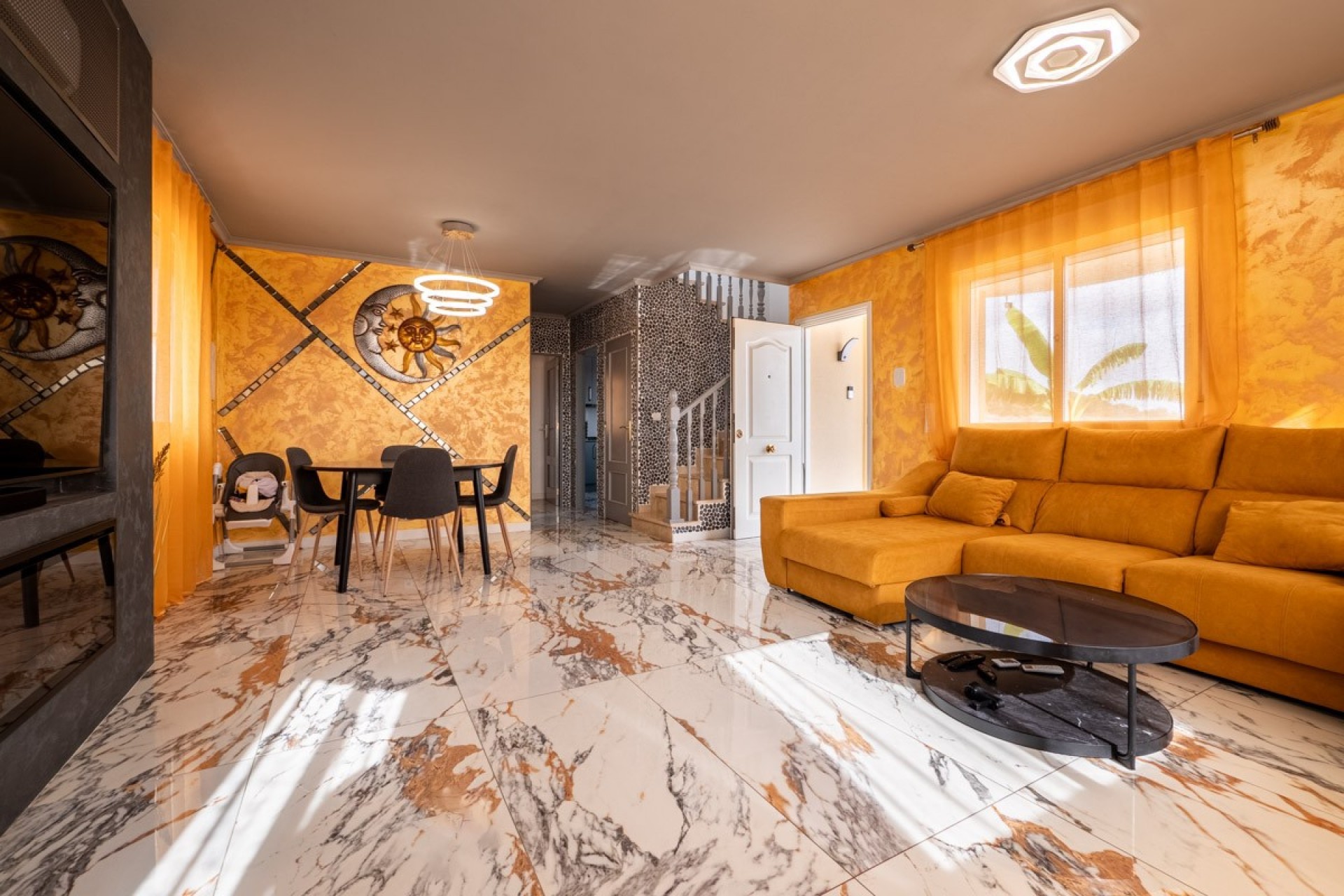 Resale - Villa -
San Miguel de Salinas